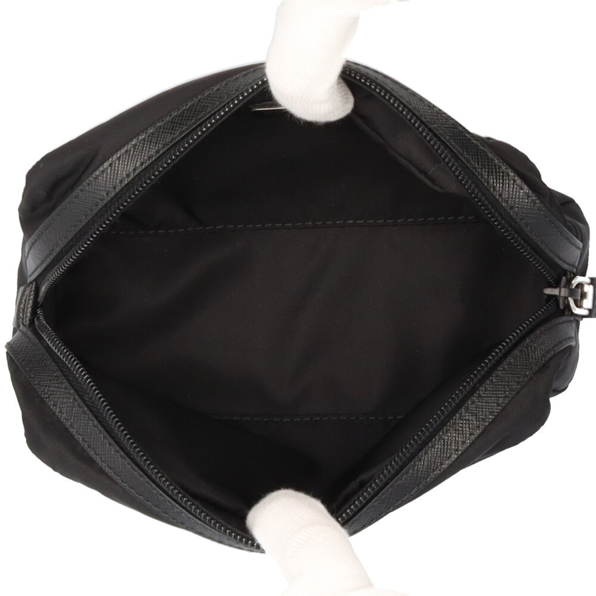 Prada Black Nylon Pouch (Pre-Owned)