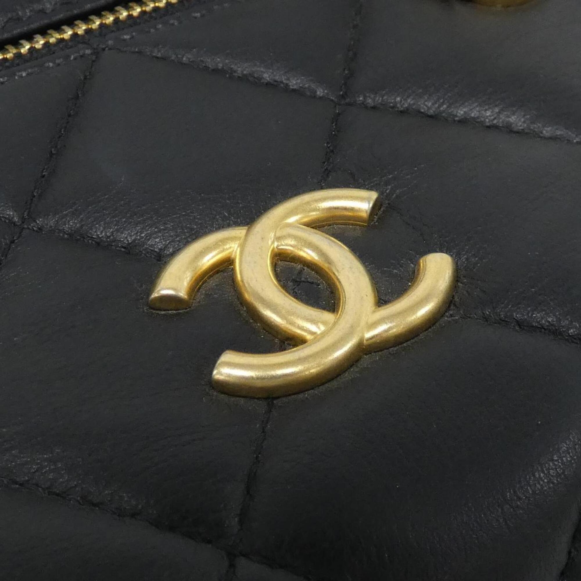 Chanel Black Leather Handbag (Pre-Owned)