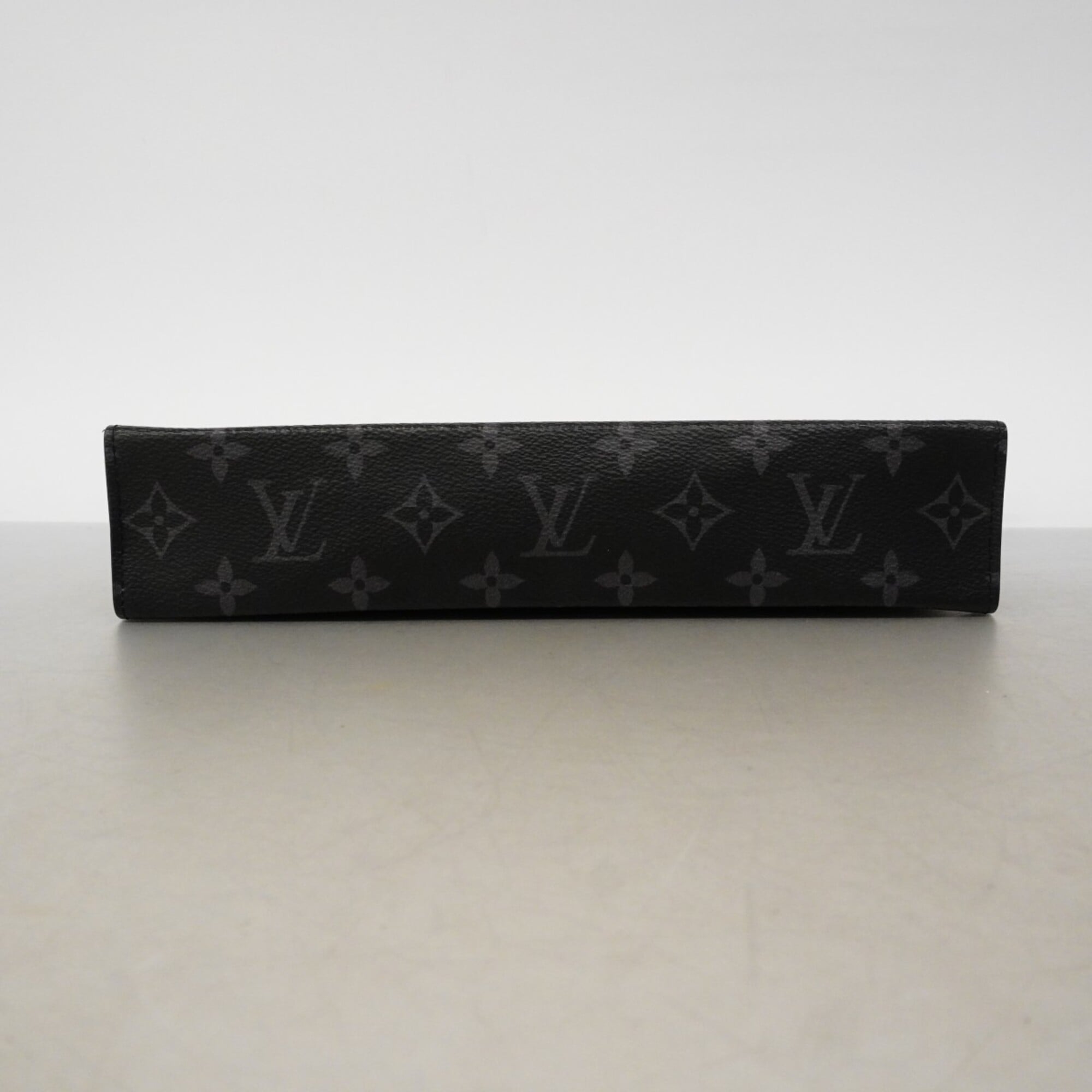 Louis Vuitton Black Clutch Bag (Pre-Owned)