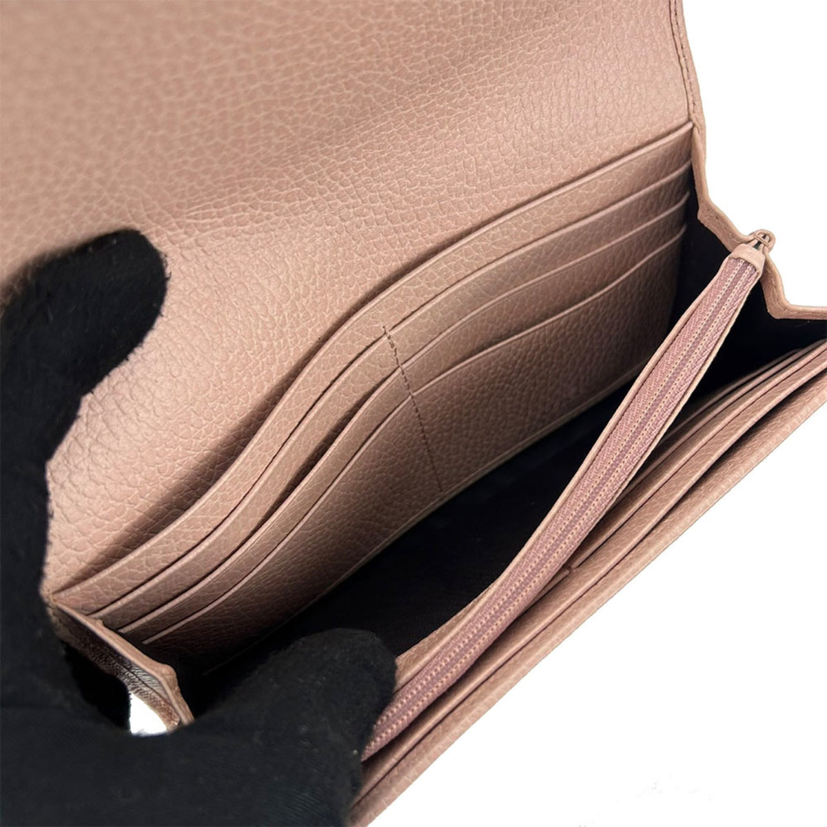Gucci Pink Leather Long Wallet (Bi-Fold) (Pre-Owned)