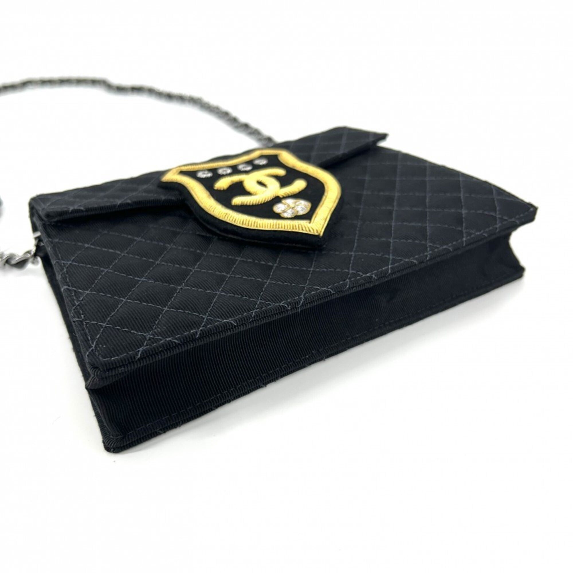 Chanel Matelasse Black Canvas Leather Shoulder Bag (Pre-Owned)