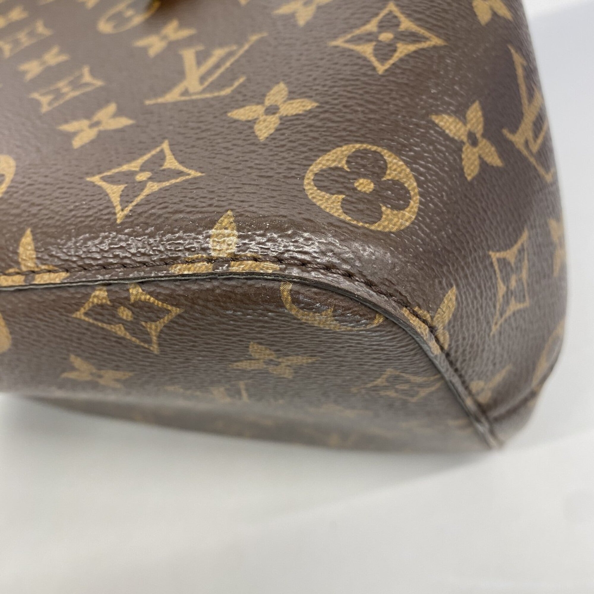 Louis Vuitton Brown Handbag (Pre-Owned)