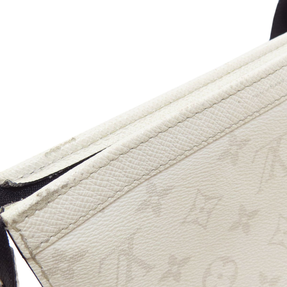 Louis Vuitton Monogram White Taigarama Shoulder Bag (Pre-Owned)