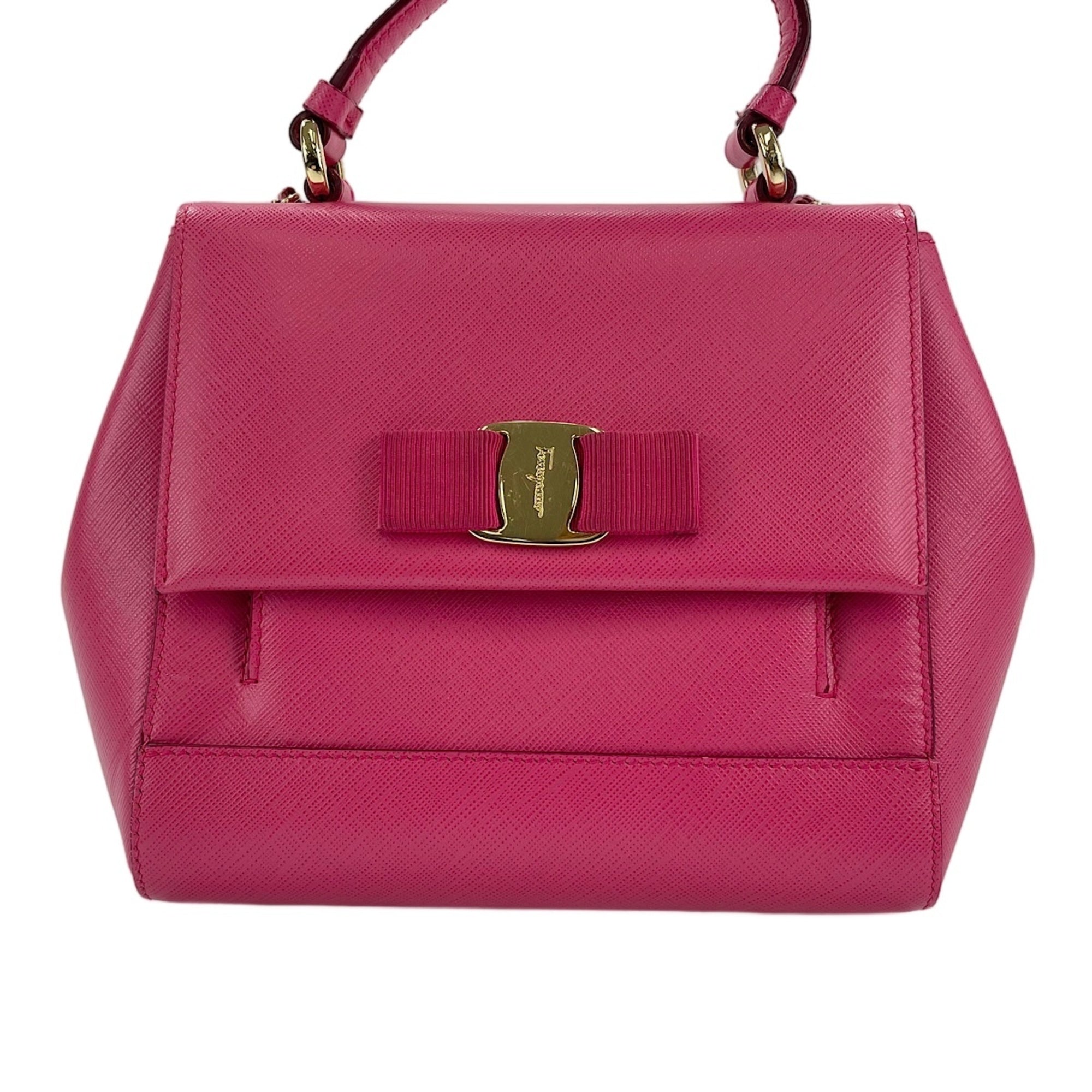 Salvatore Ferragamo Pink Shoulder Bag (Pre-Owned)