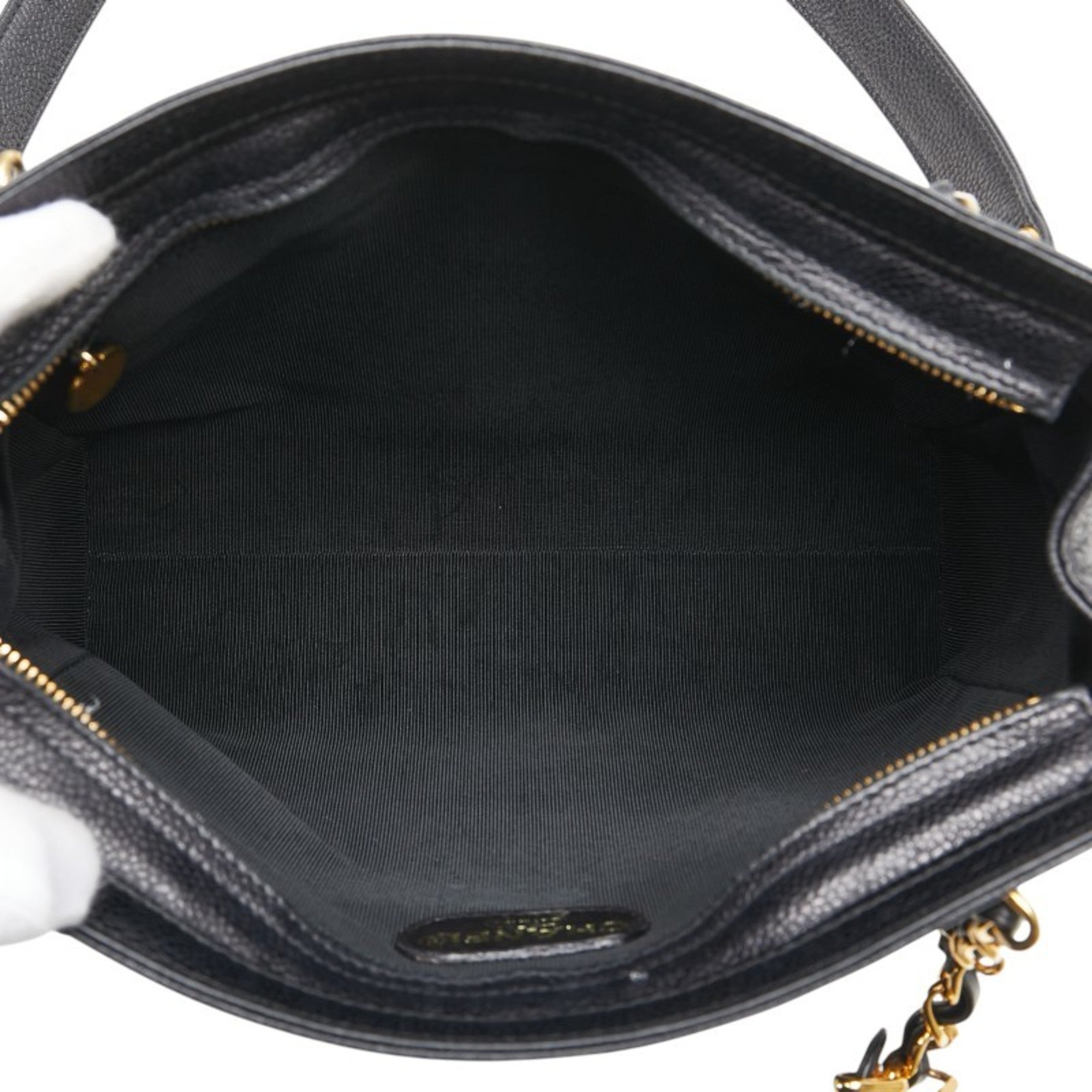 Chanel Black Grained Calfskin Tote Bag (Pre-Owned)