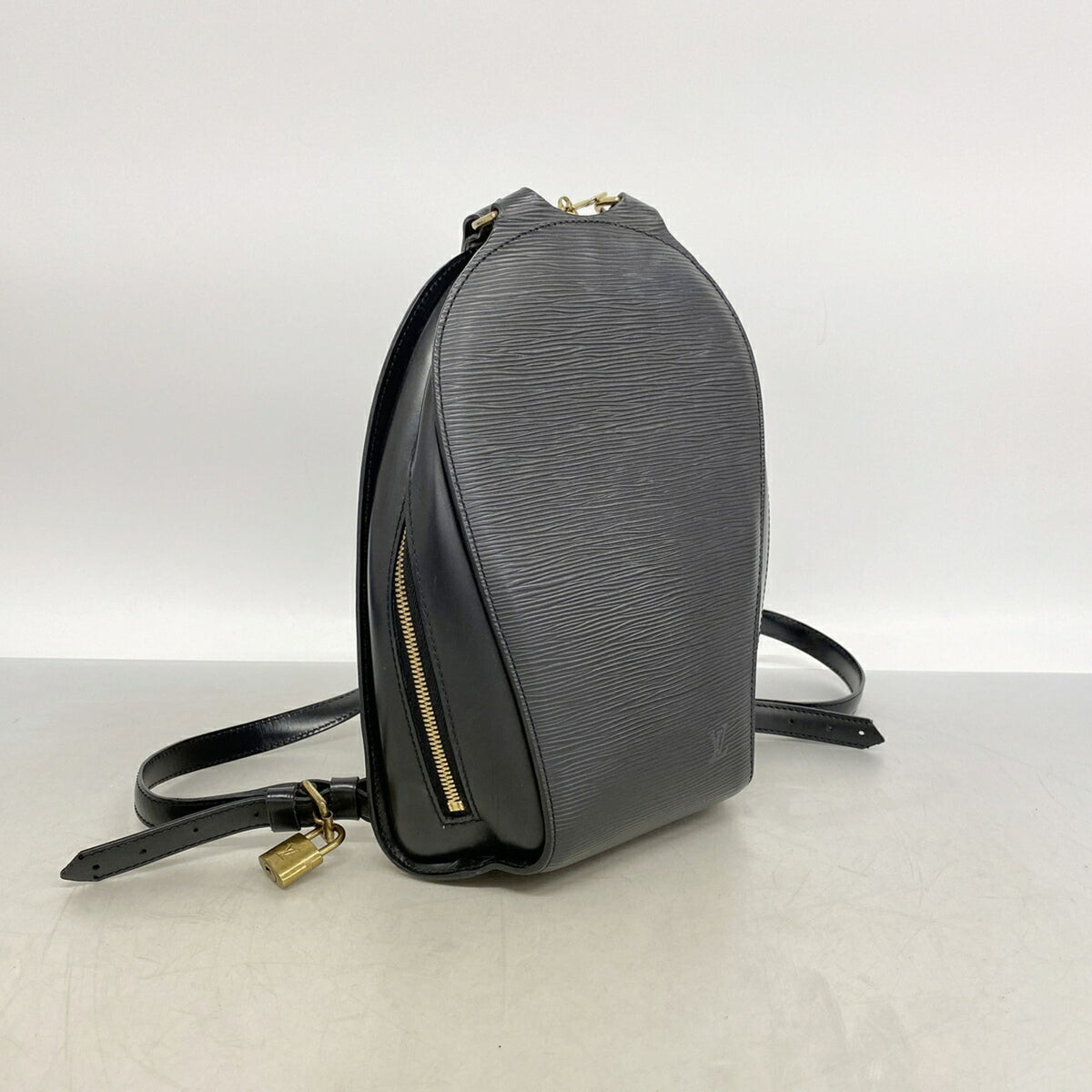 Louis Vuitton Noir Backpack (Pre-Owned)