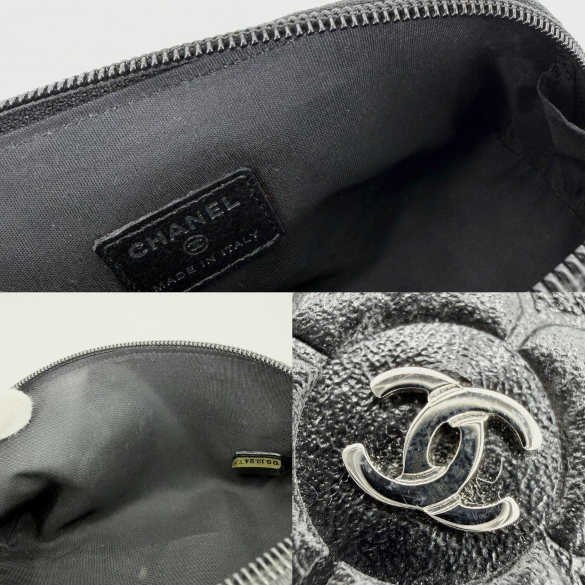 Chanel Black Leather Pouch (Pre-Owned)