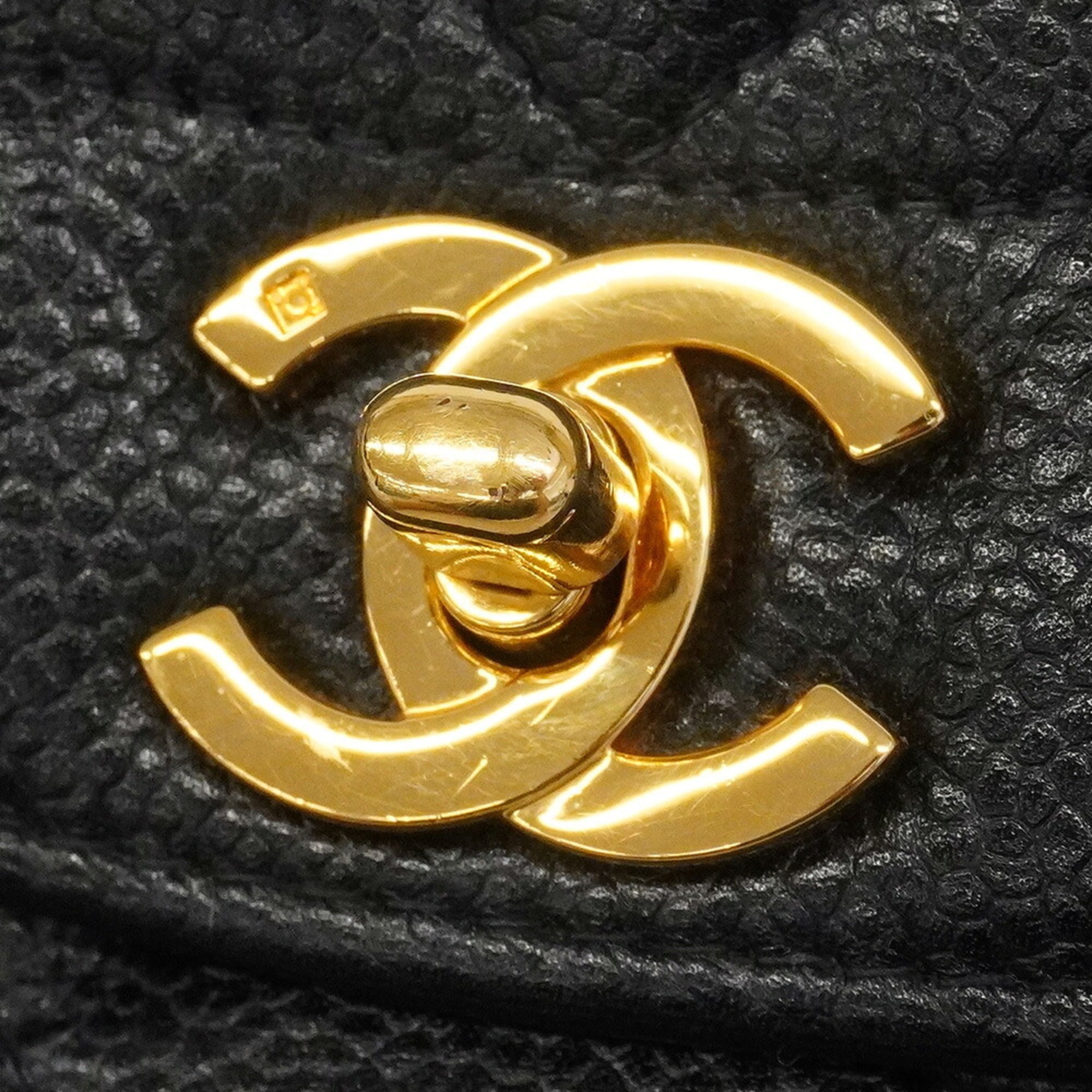 Chanel Black Grained Calfskin Shoulder Bag (Pre-Owned)