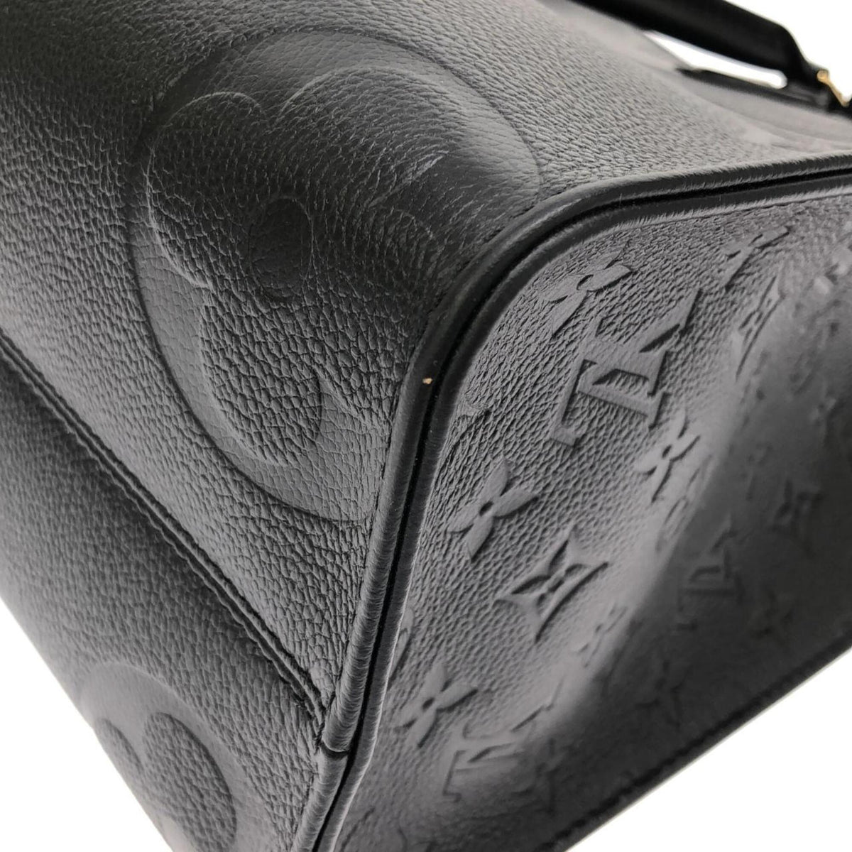 Louis Vuitton Black Leather Handbag (Pre-Owned)