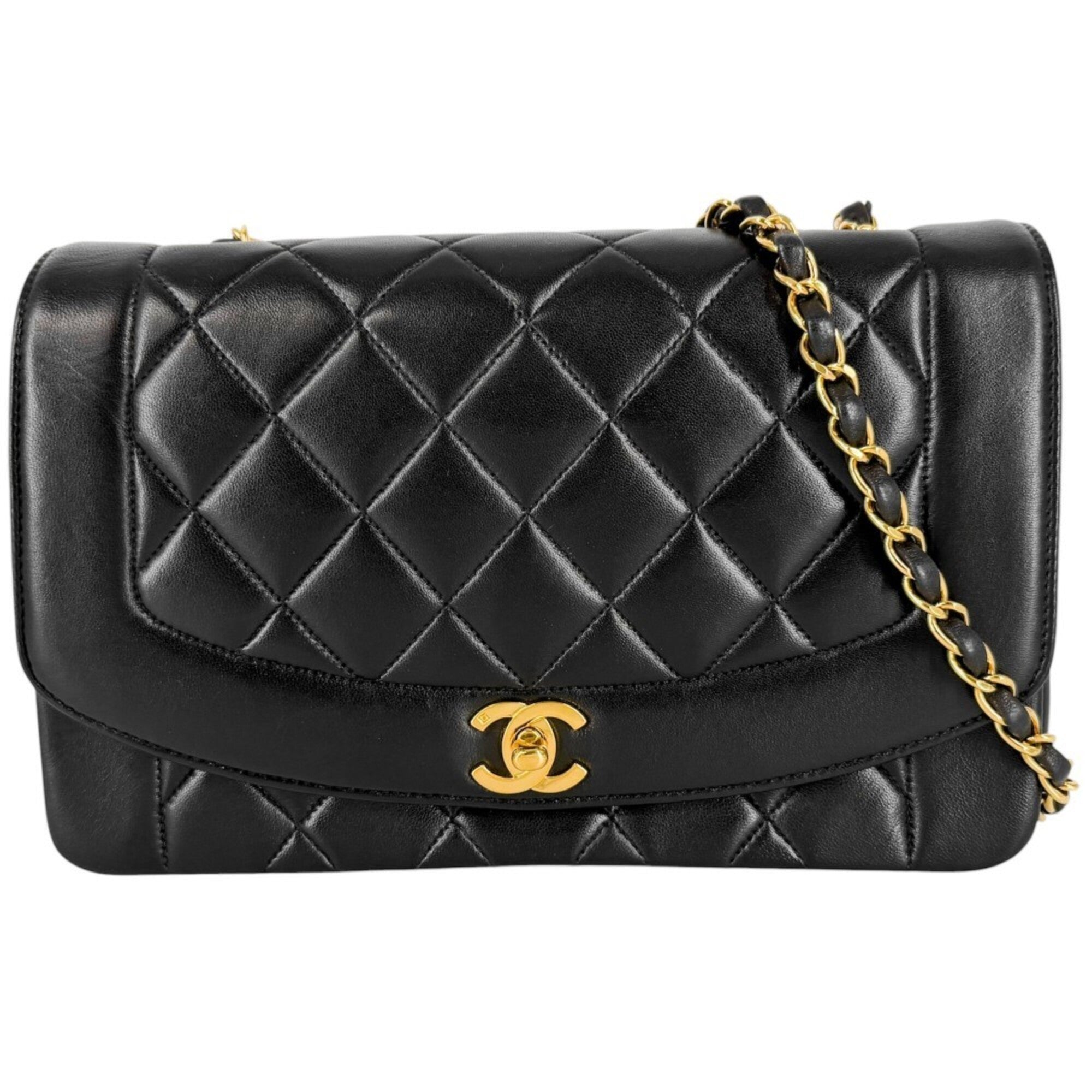 Chanel Matelasse Black Leather Shoulder Bag (Pre-Owned)