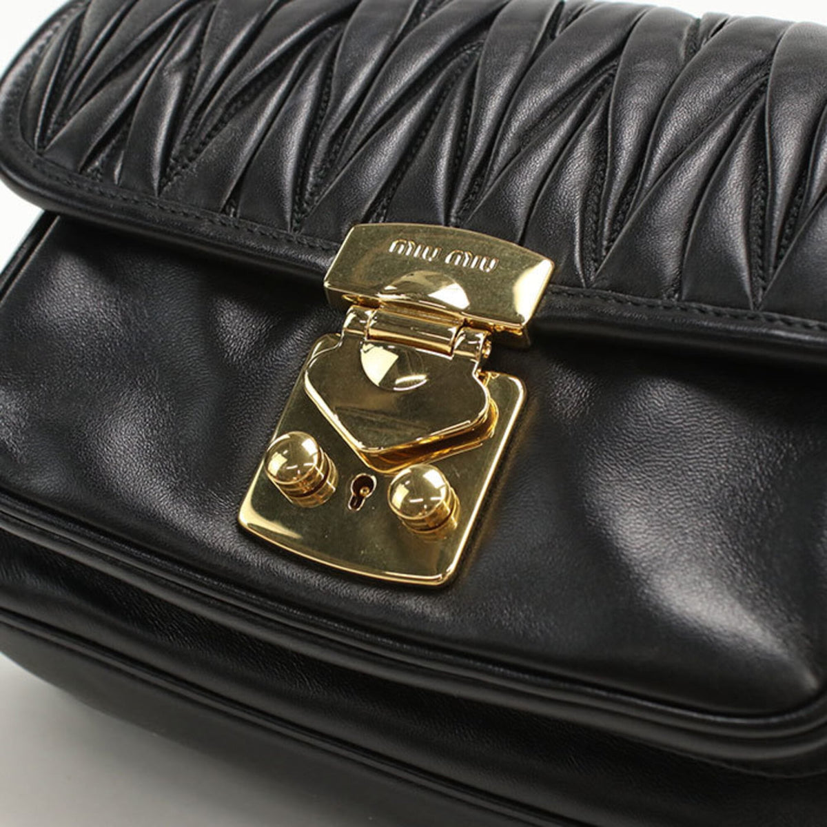 Miu Miu Black Leather Shoulder Bag (Pre-Owned)