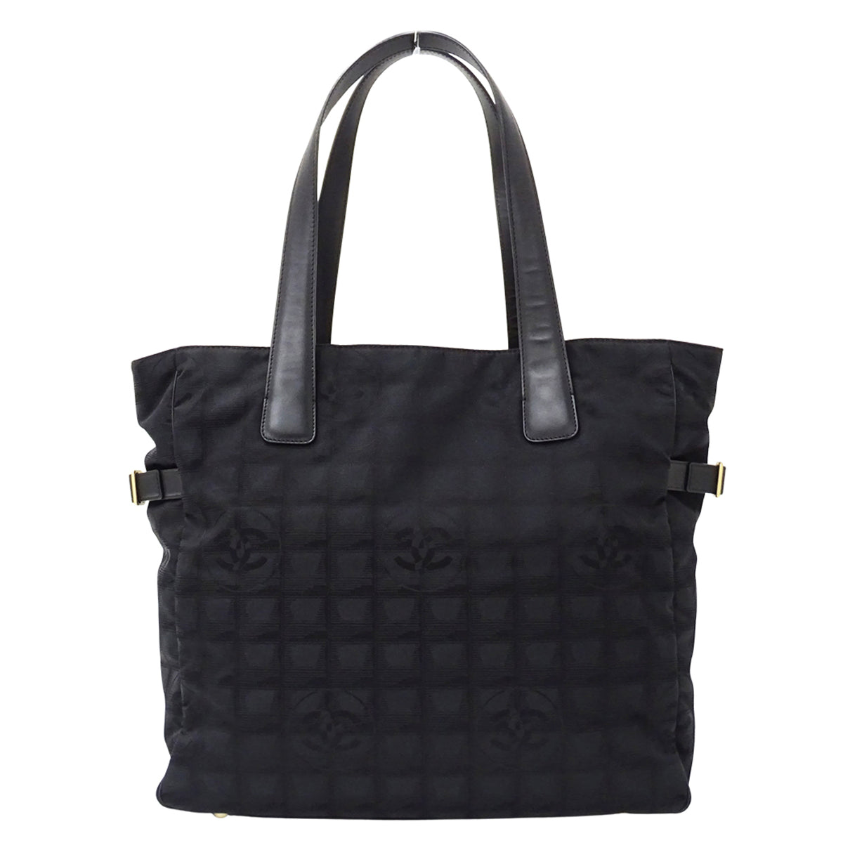 Chanel Black Nylon Handbag Tote Bag (Pre-Owned)
