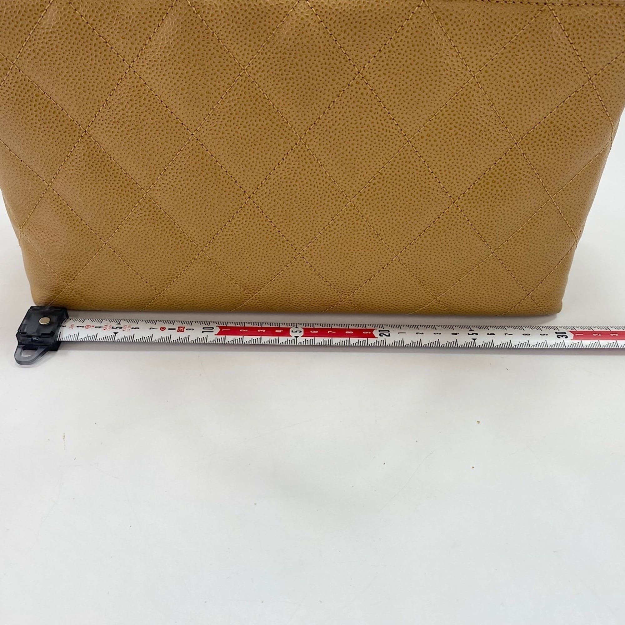 Chanel Matelasse Beige Tote Bag (Pre-Owned)
