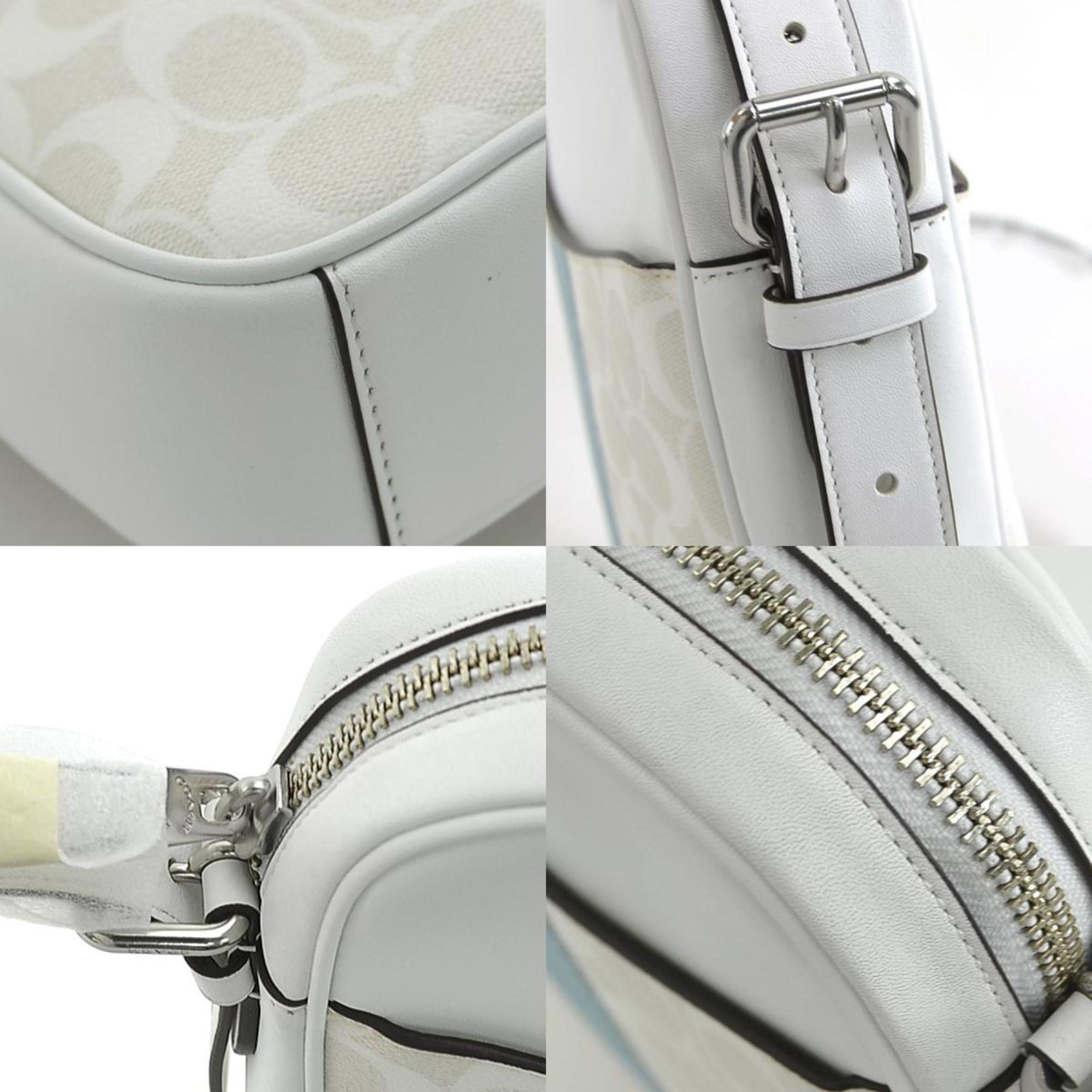 Coach White Leather Shoulder Bag (Pre-Owned)