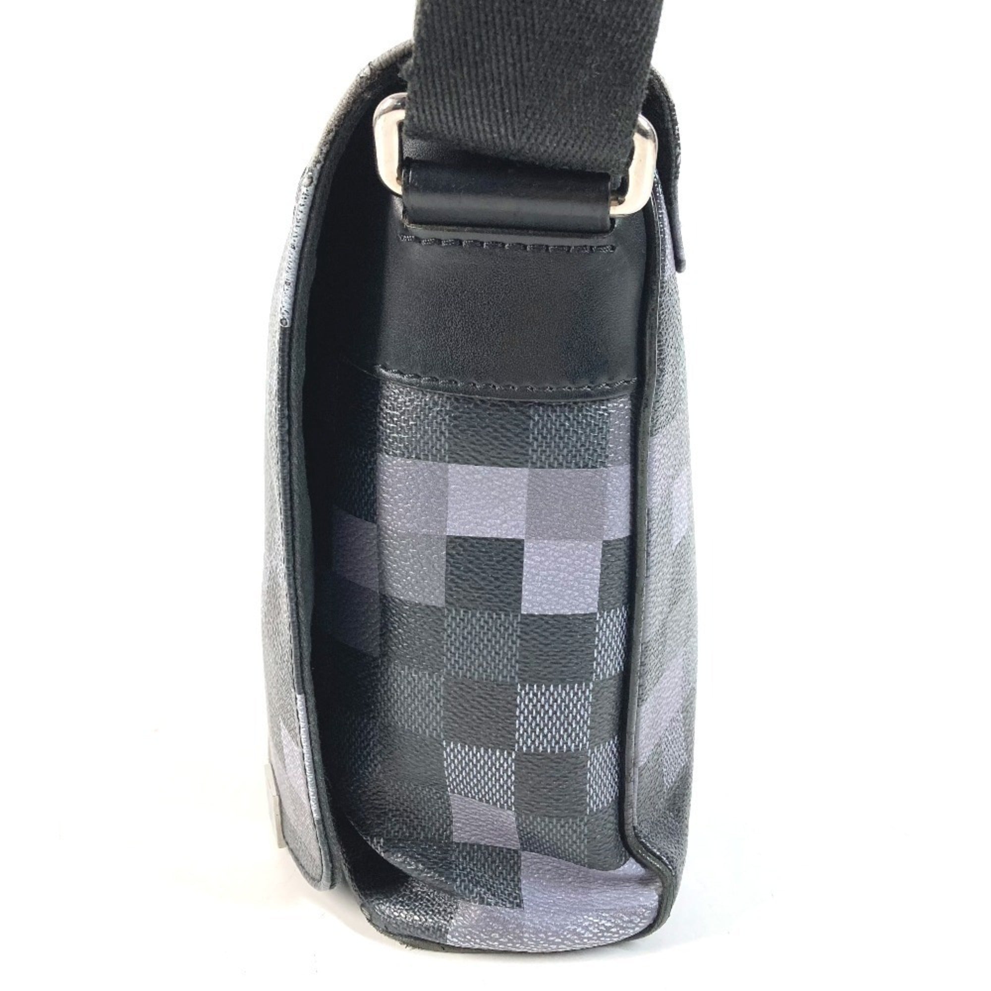 Louis Vuitton Black Damier Graphite Shoulder Bag (Pre-Owned)