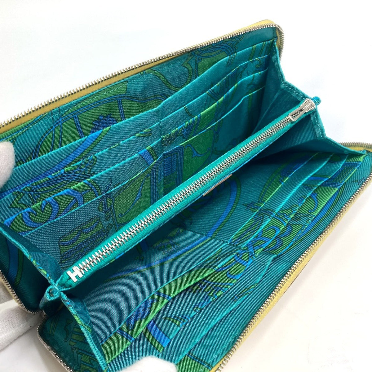 Hermes Silk'in Green Yellow Leather Long Wallet (Bi-Fold) (Pre-Owned)