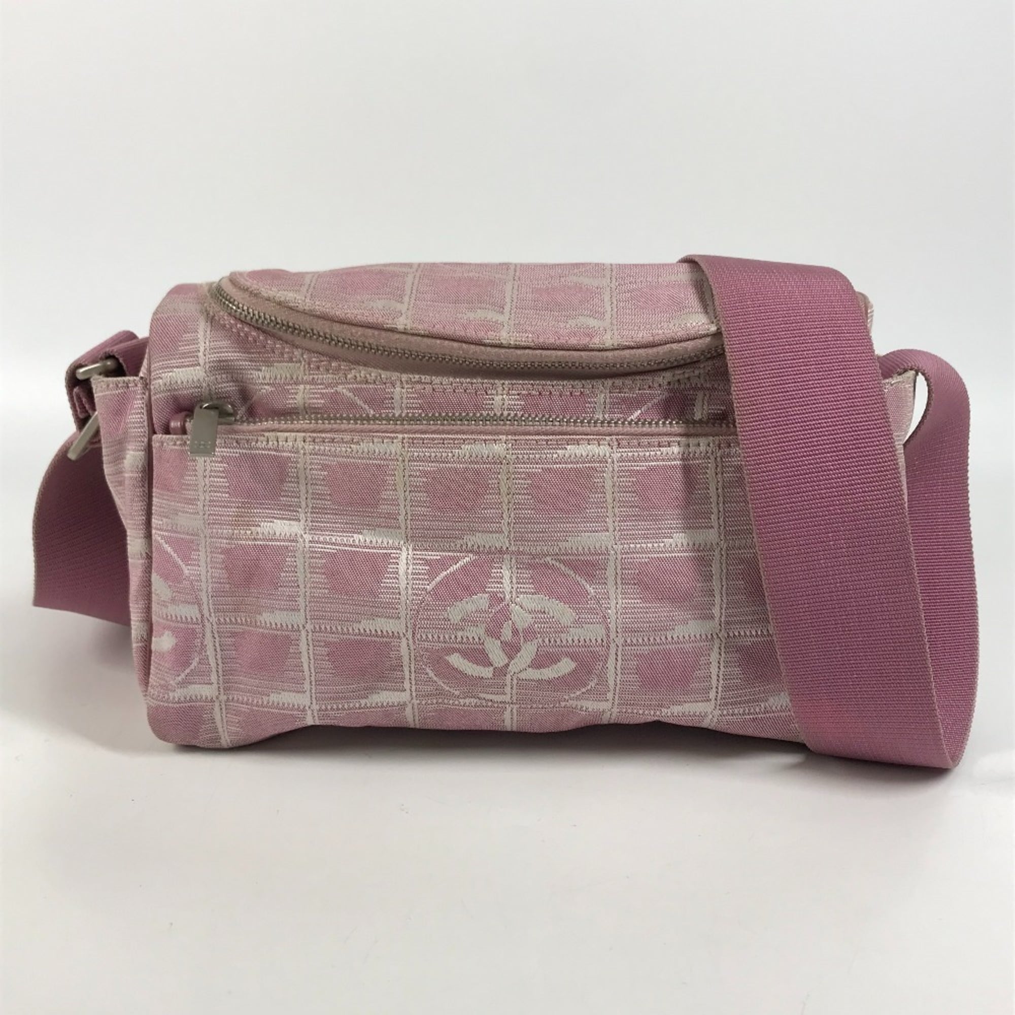 Chanel New Travel Line Pink Nylon Canvas Leather Pochette Shoulder Bag (Pre-Owned)