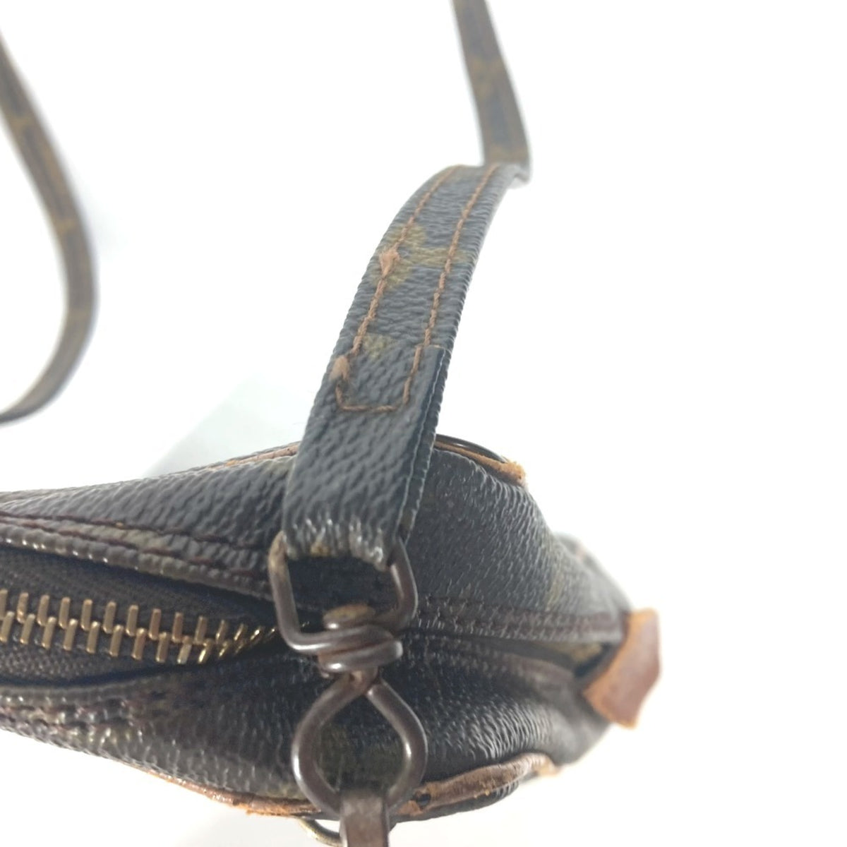 Louis Vuitton Brown Monogram Pochette Shoulder Bag (Pre-Owned)