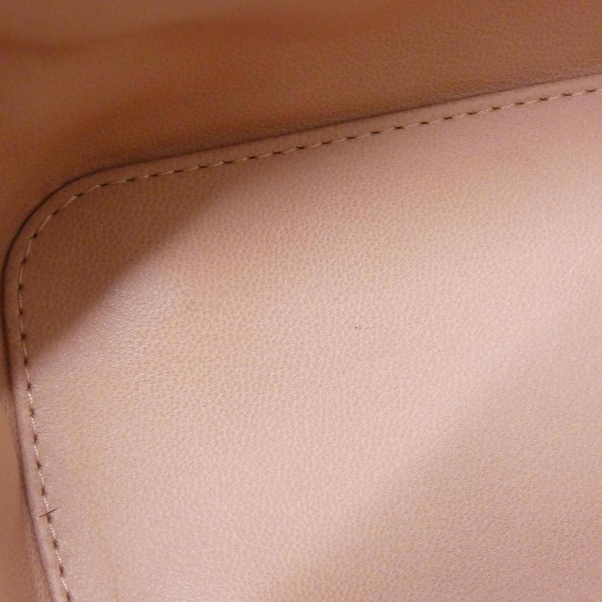 Louis Vuitton Black Leather Handbag (Pre-Owned)