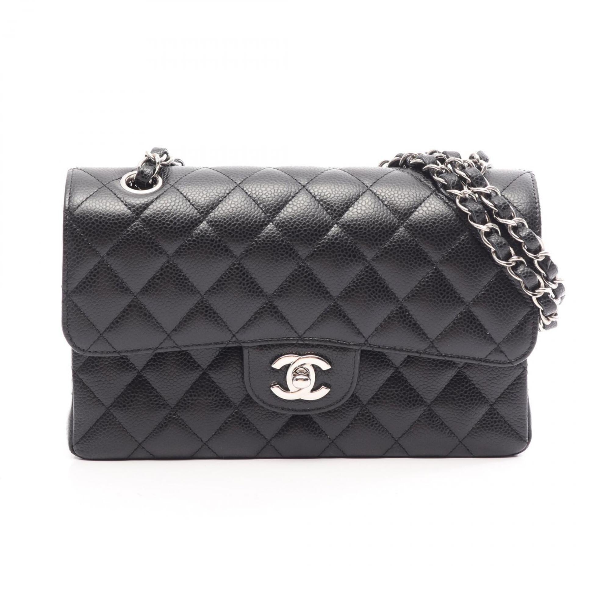 Chanel Black Grained Calfskin Handbag Shoulder Bag (Pre-Owned)
