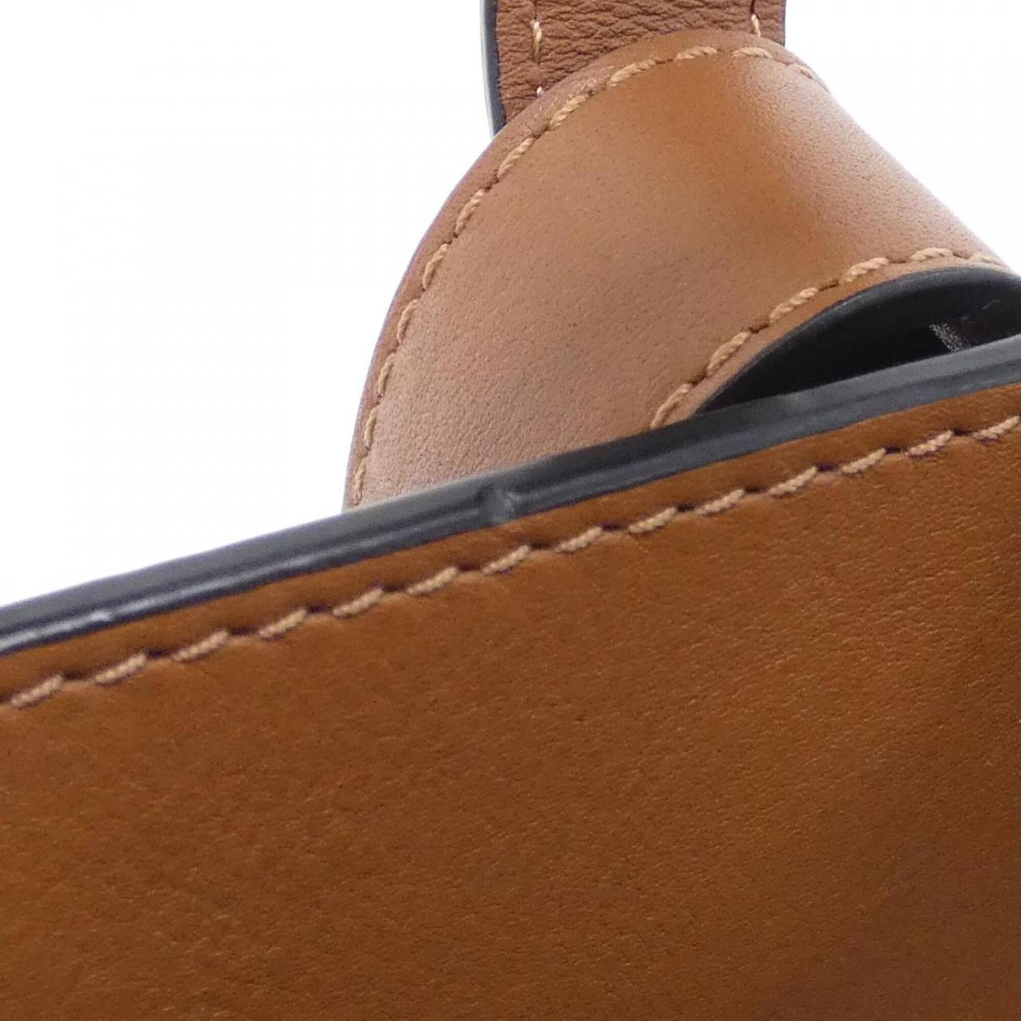 Loewe Brown Leather Shoulder Bag (Pre-Owned)