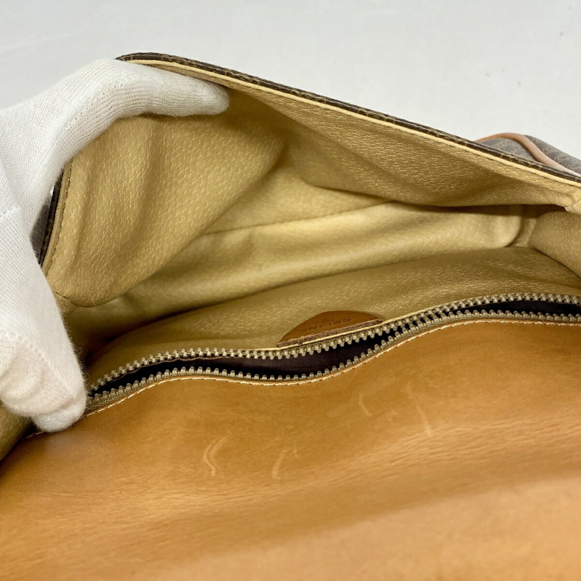 Celine Brown Pvc Shoulder Bag (Pre-Owned)
