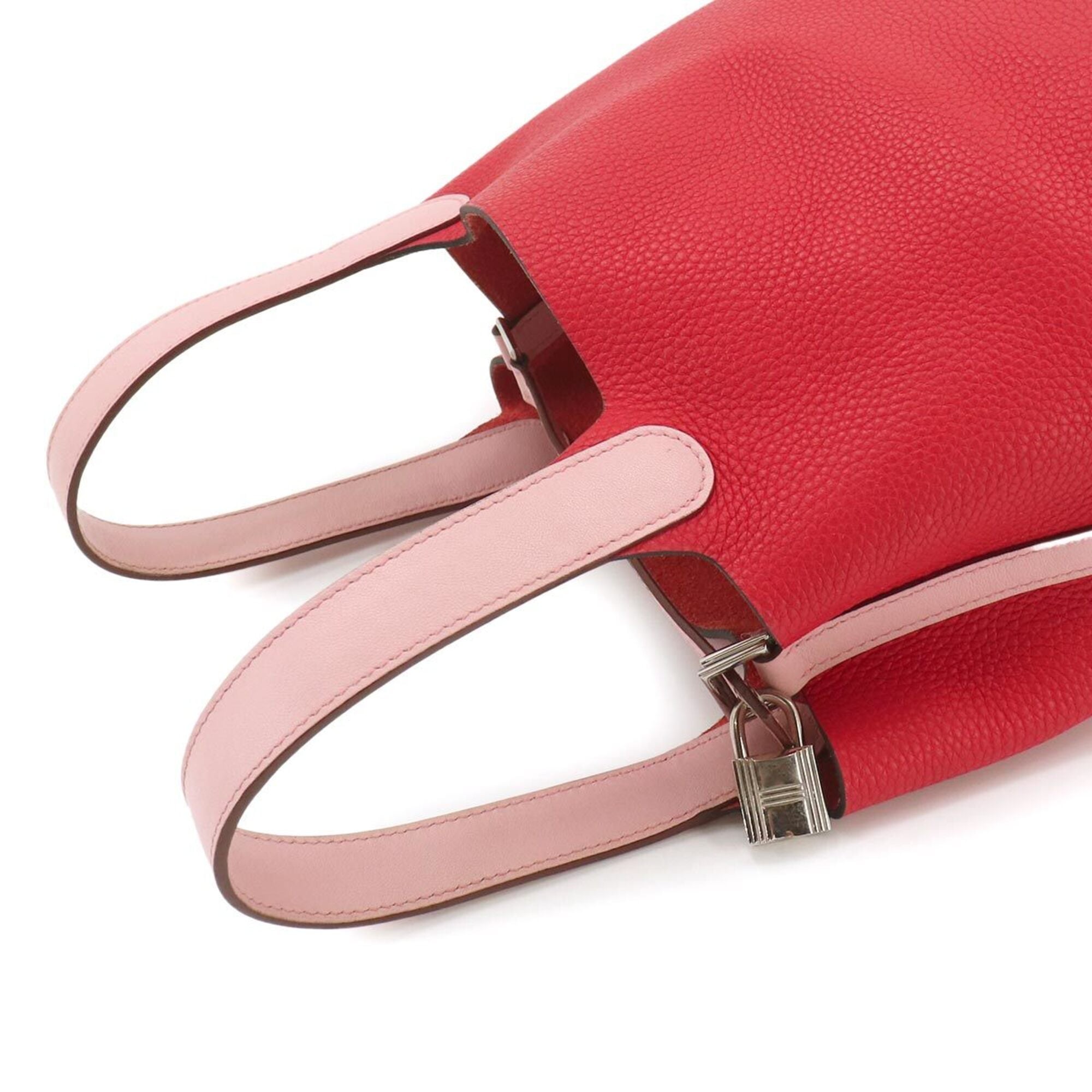 Piko Red Color Leather Handbag (Pre-Owned)
