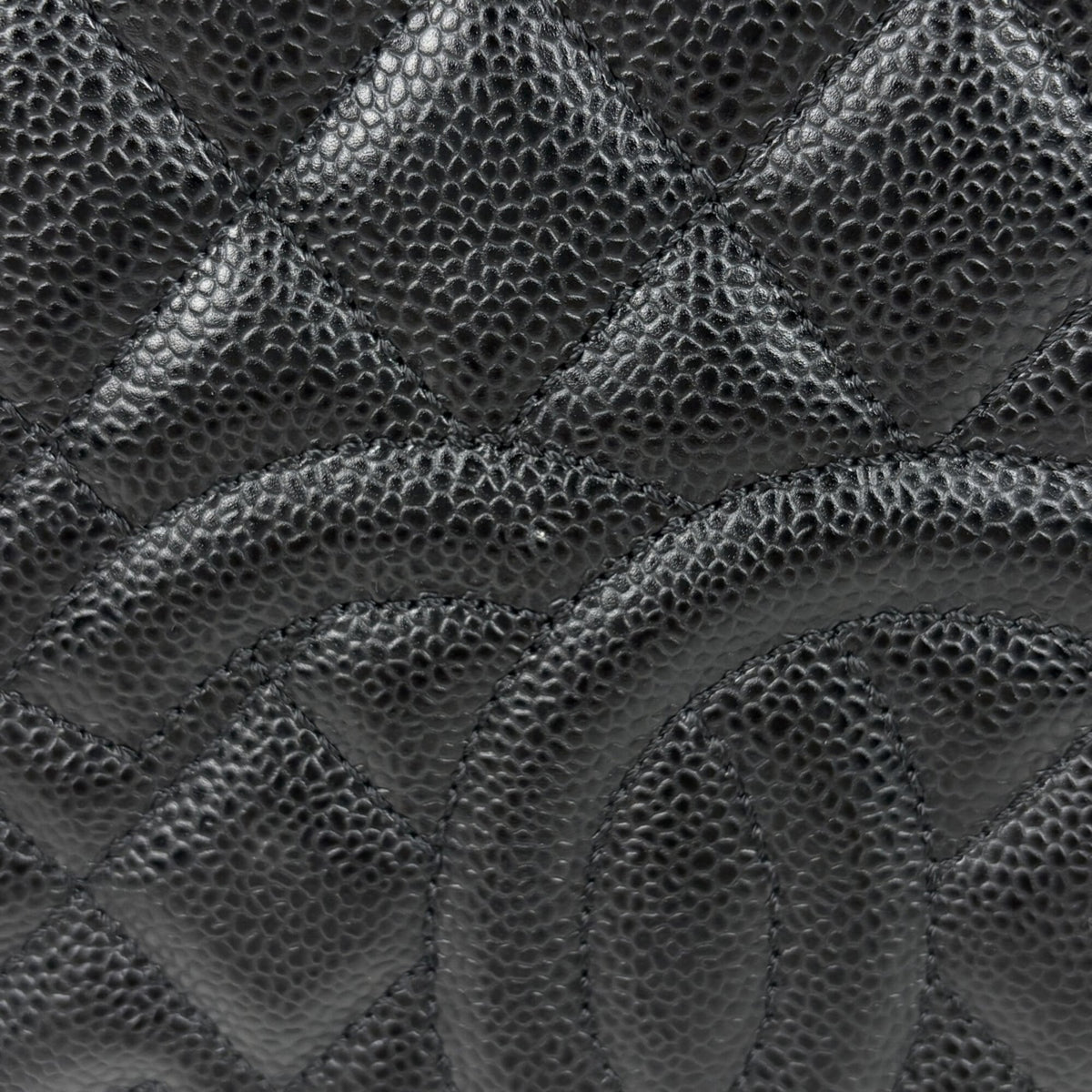 Chanel Matelasse Black Grained Calfskin Tote Bag (Pre-Owned)