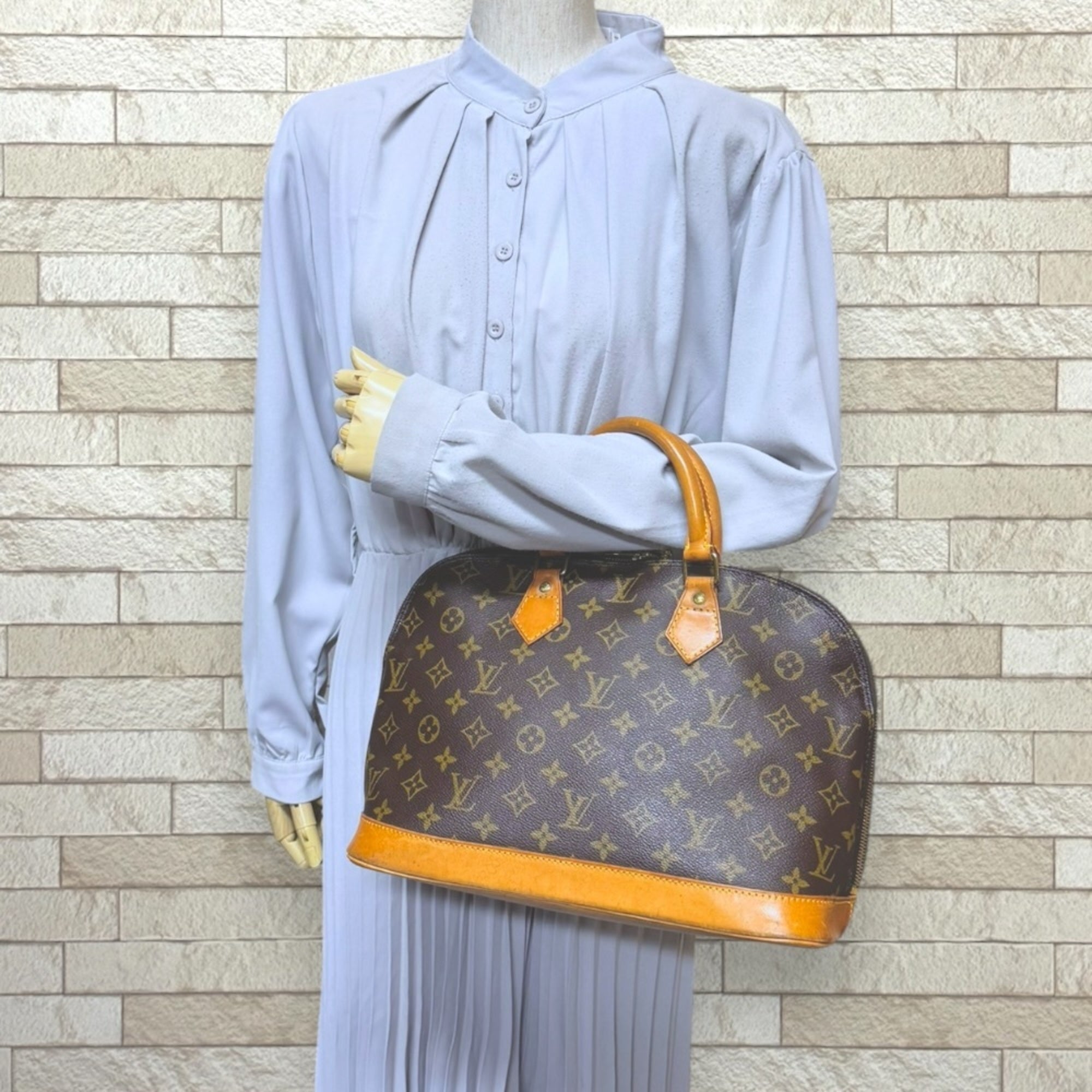 Louis Vuitton Monogram Brown Monogram Handbag (Pre-Owned)
