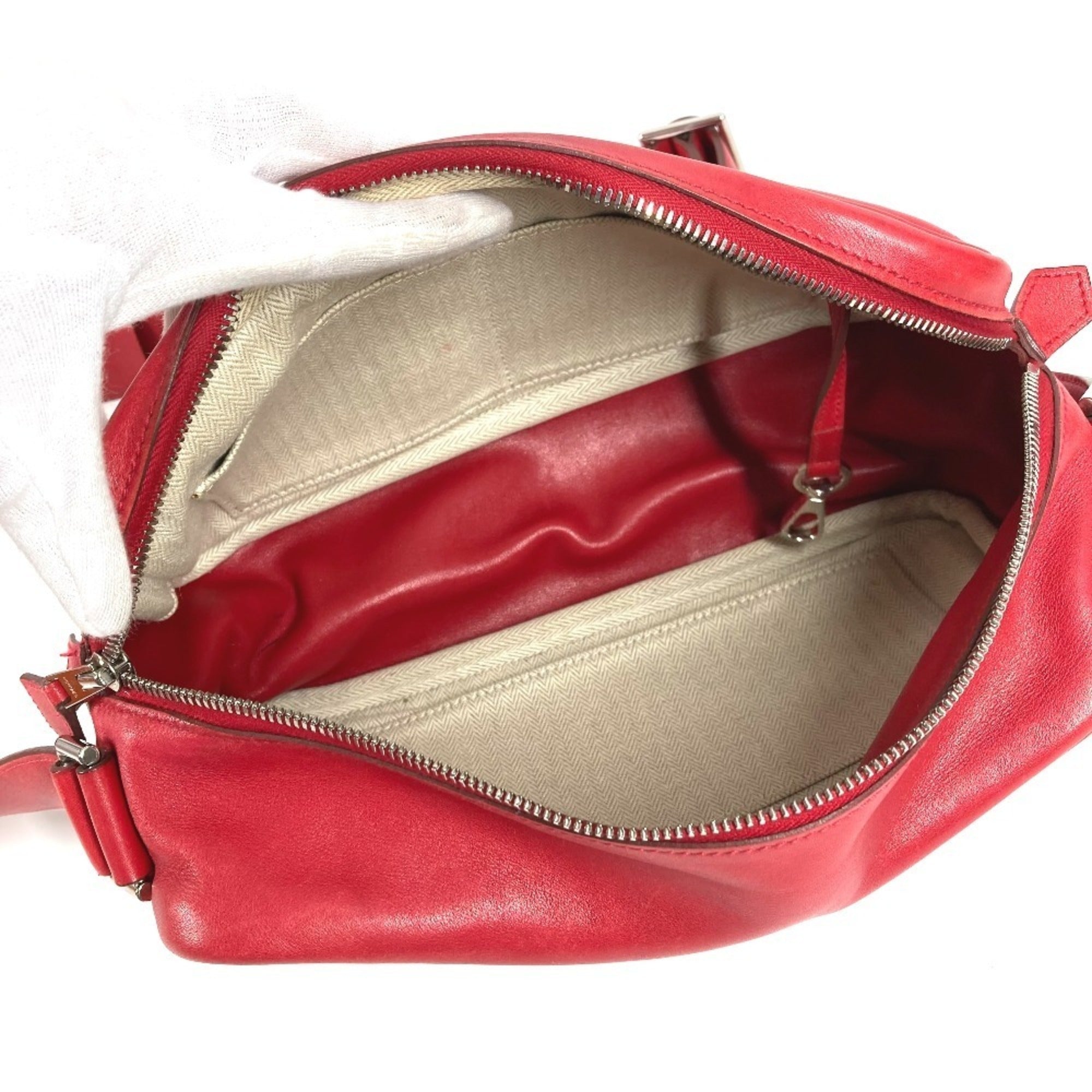 Hermes Red Color Leather Pochette Shoulder Bag (Pre-Owned)