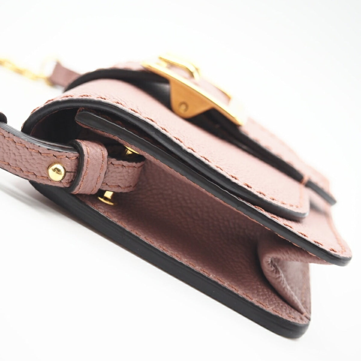 Burberry Pink Leather Shoulder Bag (Pre-Owned)