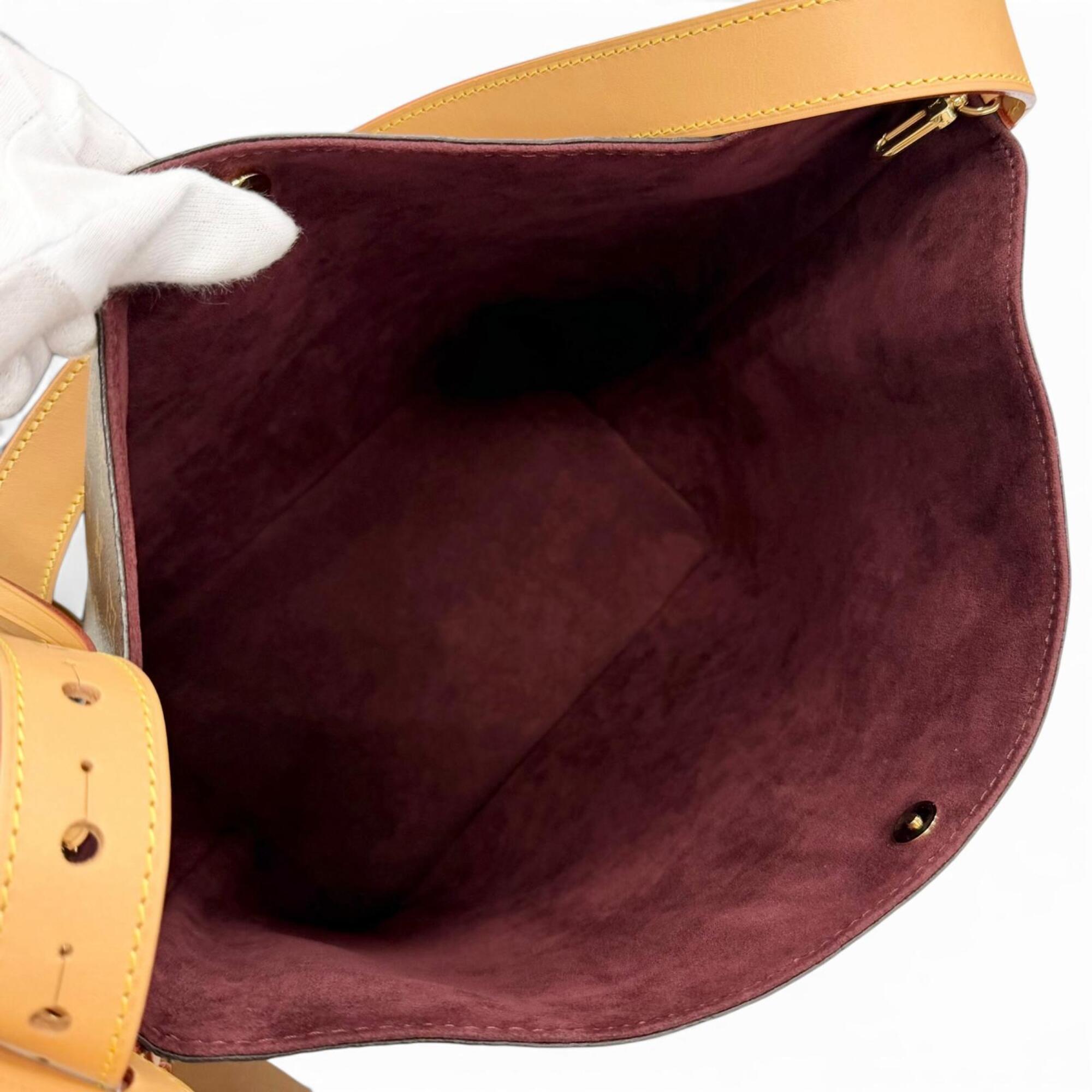 Louis Vuitton Brown Leather Pouch Shoulder Bag (Pre-Owned)