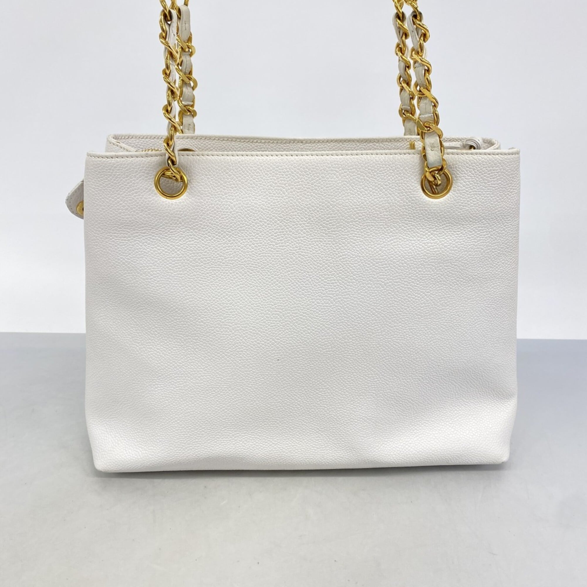 Chanel White Grained Calfskin Tote Bag (Pre-Owned)