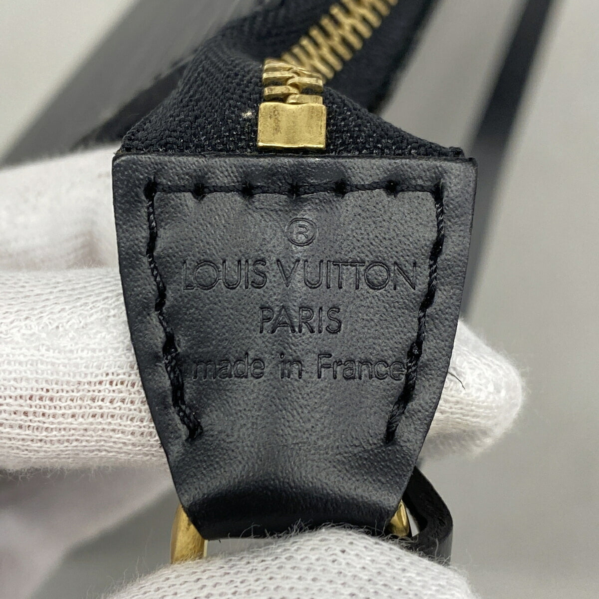 Louis Vuitton Noir Pouch (Pre-Owned)