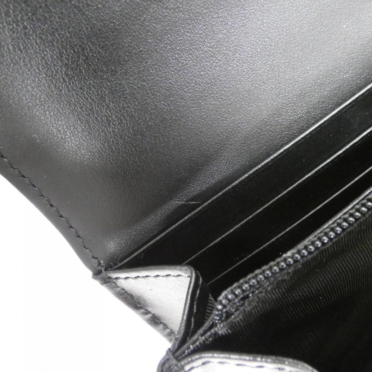 Gucci Black Quilting Leather Long Wallet (Bi-Fold) (Pre-Owned)