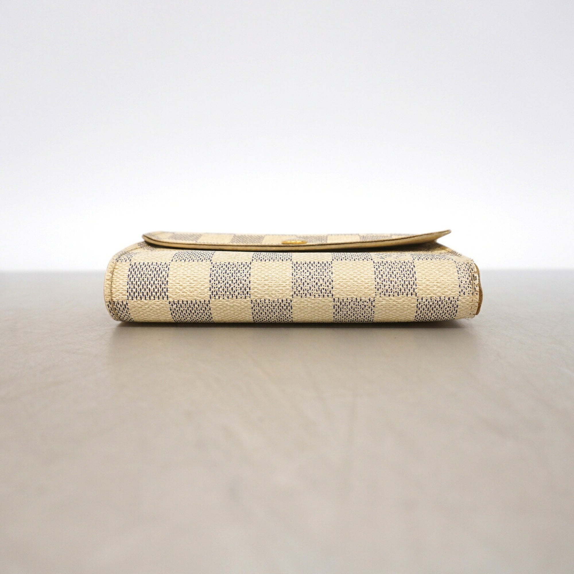 Louis Vuitton White Wallet (Tri-Fold) (Pre-Owned)