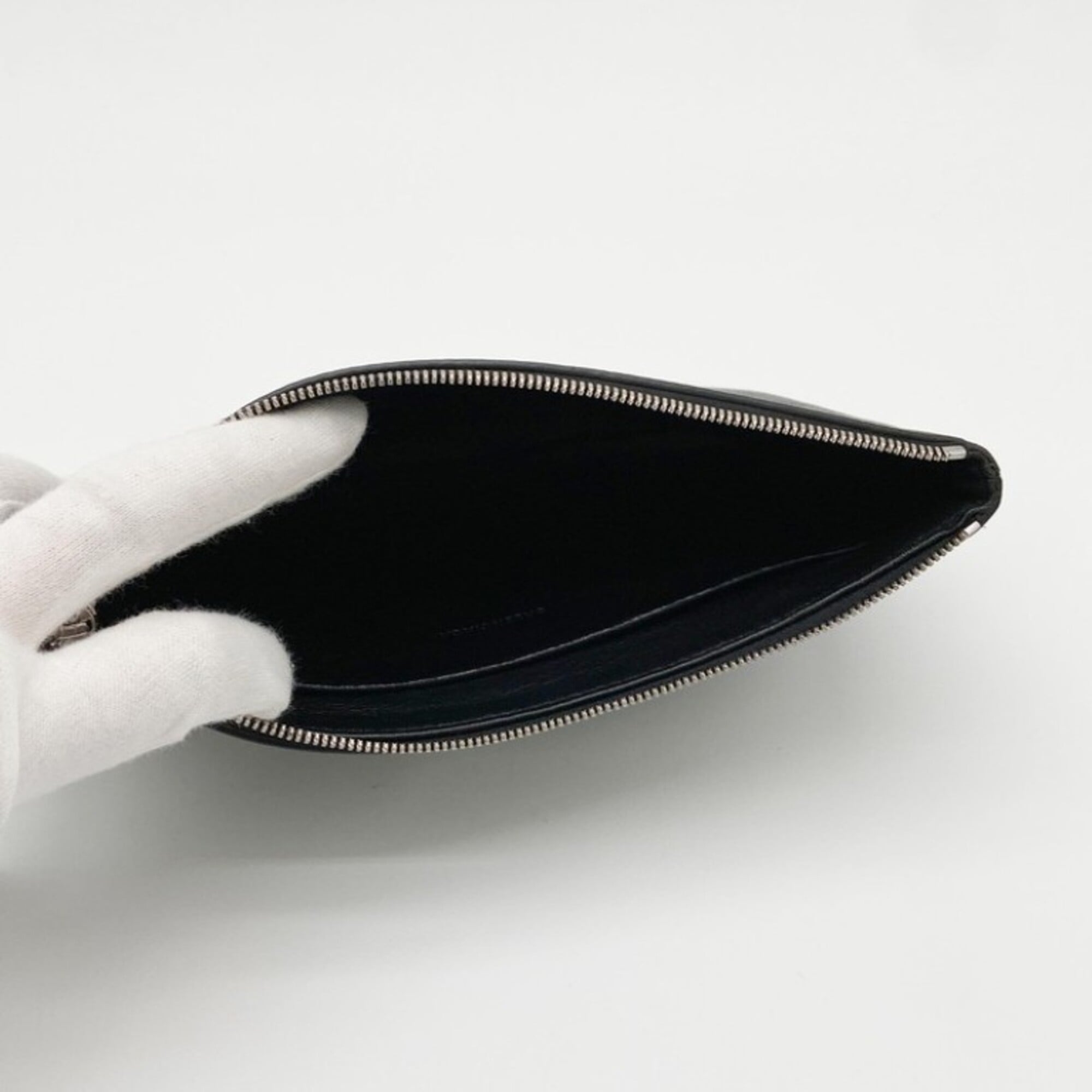 Balenciaga Black Leather Pouch (Pre-Owned)