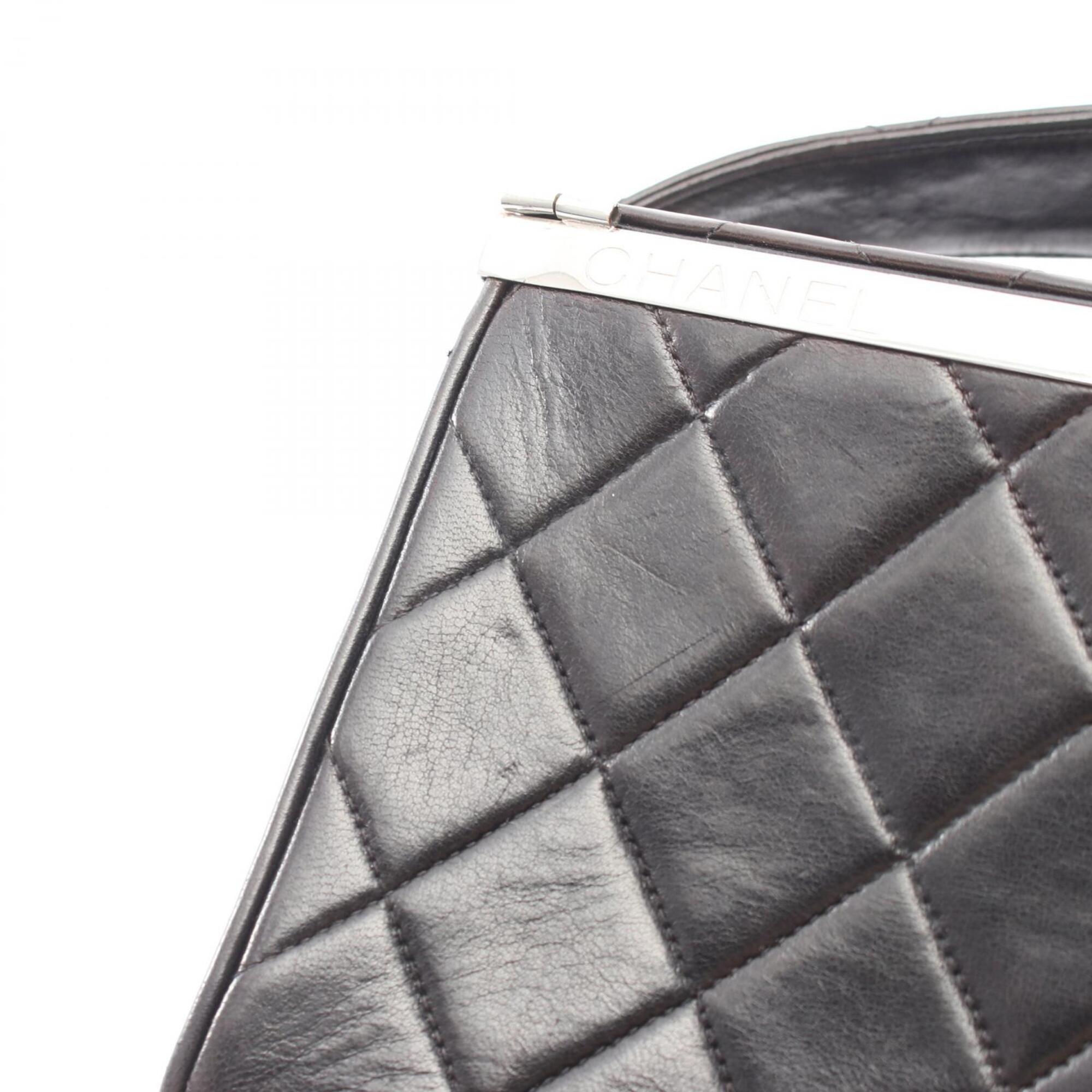 Chanel Black Leather Handbag (Pre-Owned)
