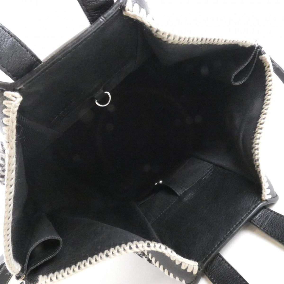 Loewe Black White Wool Leather Shoulder Bag (Pre-Owned)