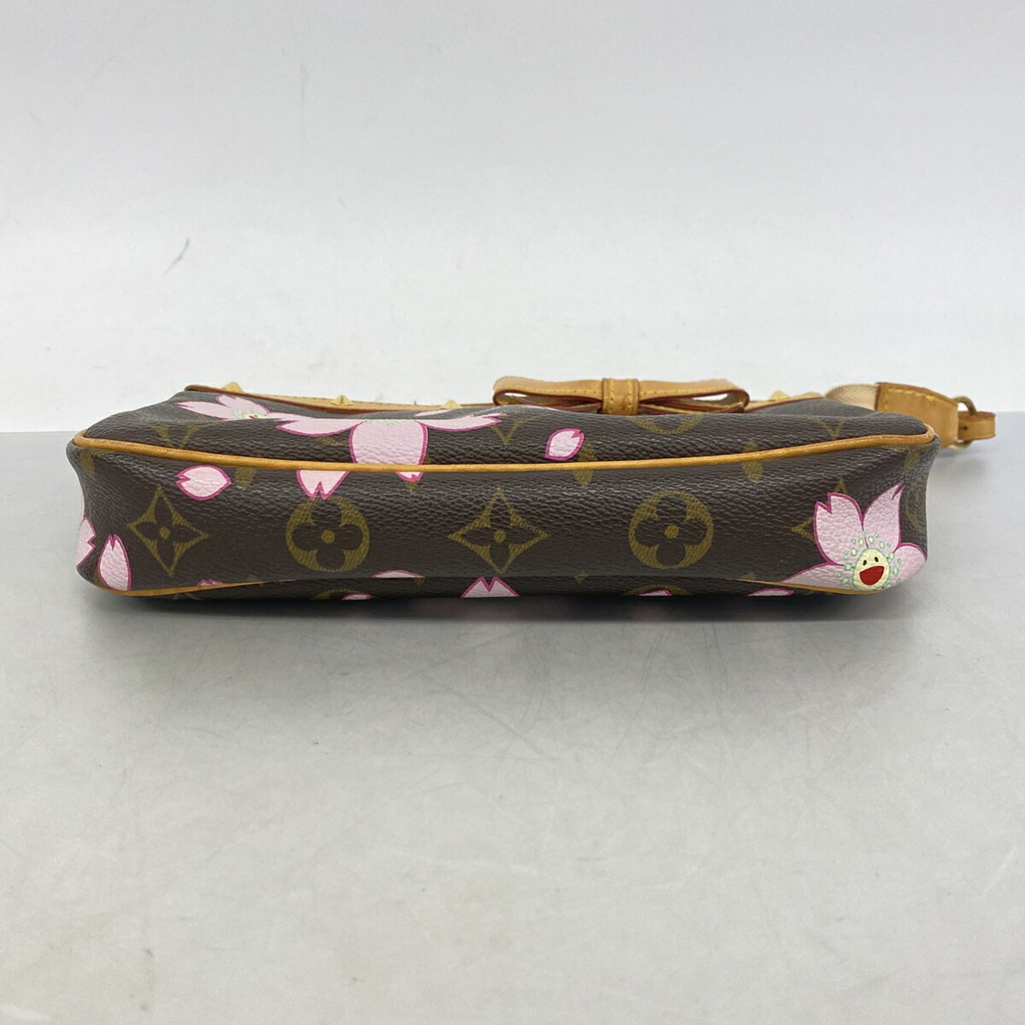 Louis Vuitton Brown Pouch (Pre-Owned)