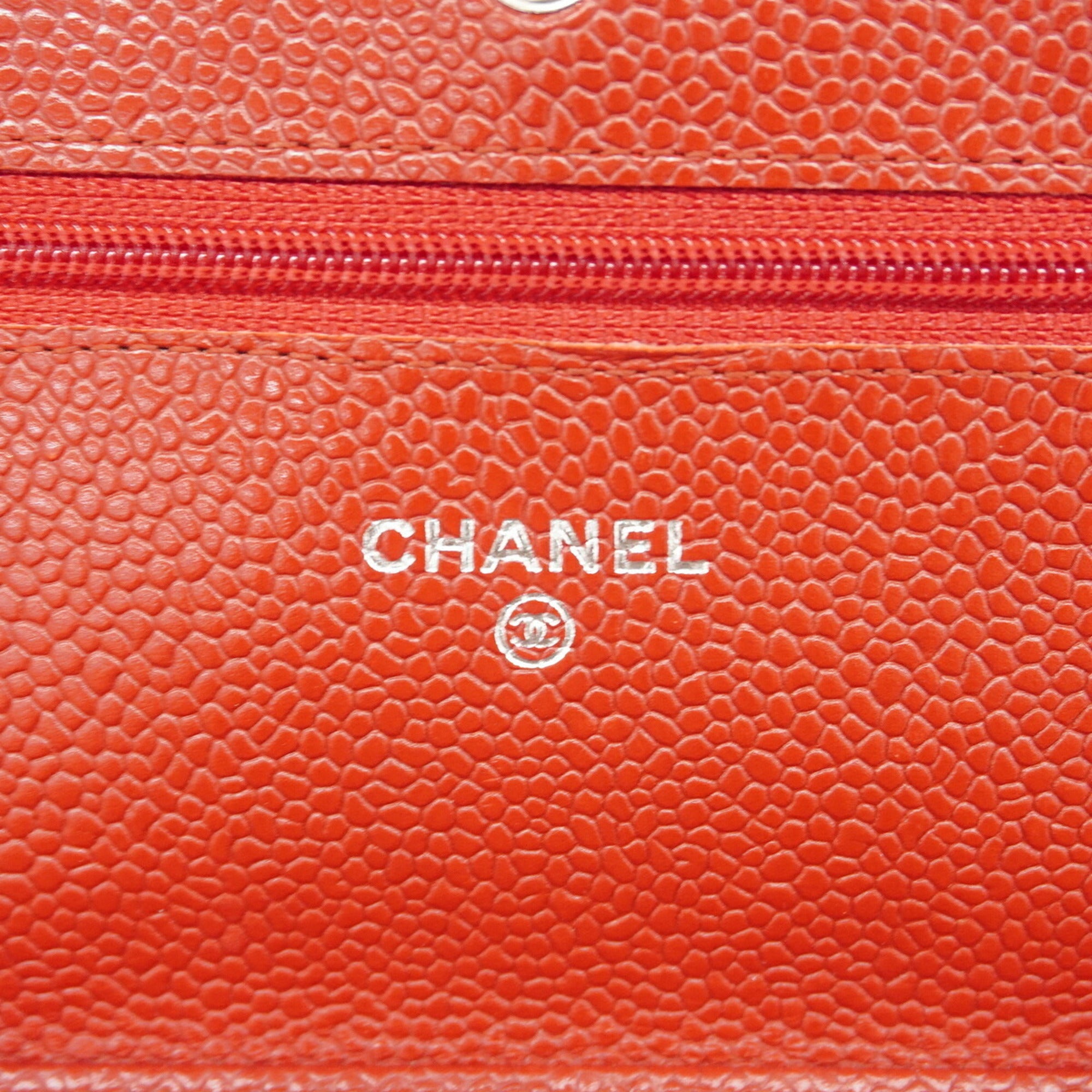 Chanel Red Color Grained Calfskin Chain/Shoulder Wallet (Pre-Owned)