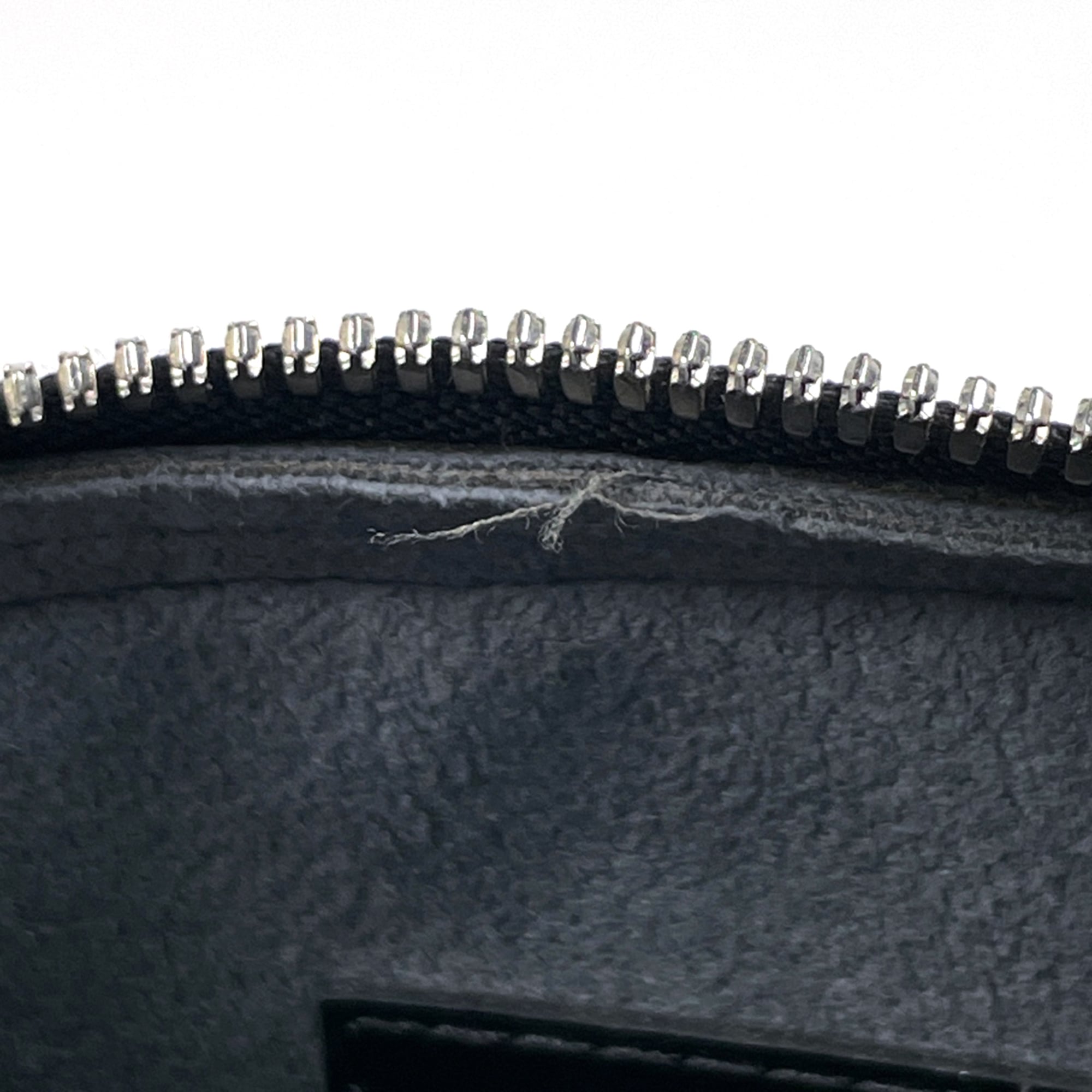 Louis Vuitton Black Noir Epi Leather Handbag (Pre-Owned)