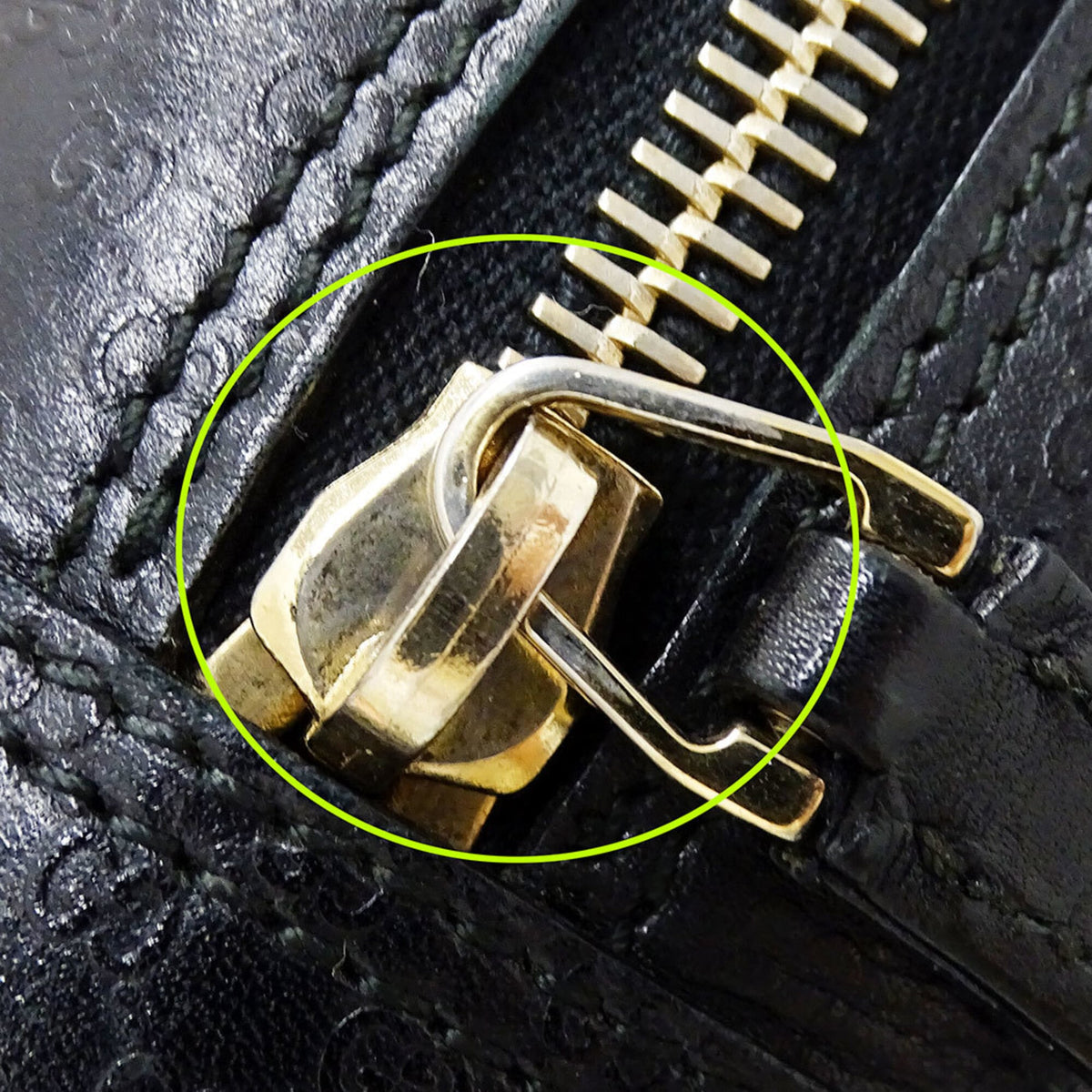 Gucci Black Leather Handbag (Pre-Owned)