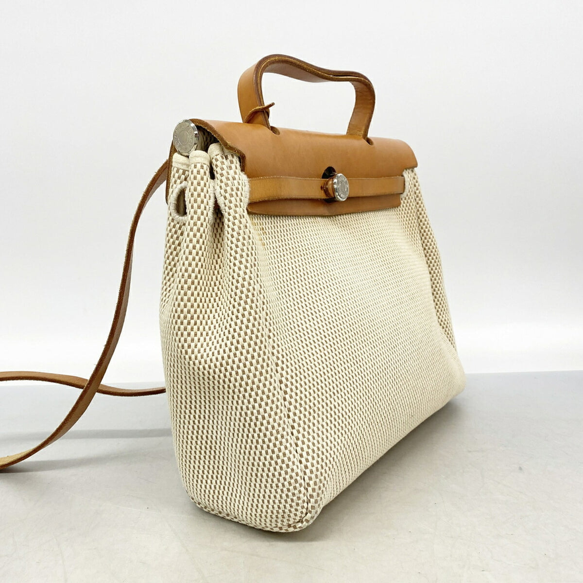 Hermes Natural Handbag (Pre-Owned)