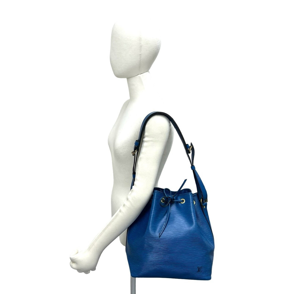 Louis Vuitton Blue Leather Shoulder Bag (Pre-Owned)