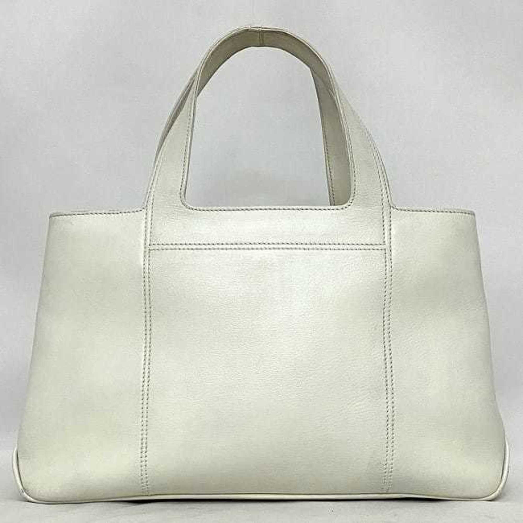 Salvatore Ferragamo Gancini White Leather Tote Bag (Pre-Owned)