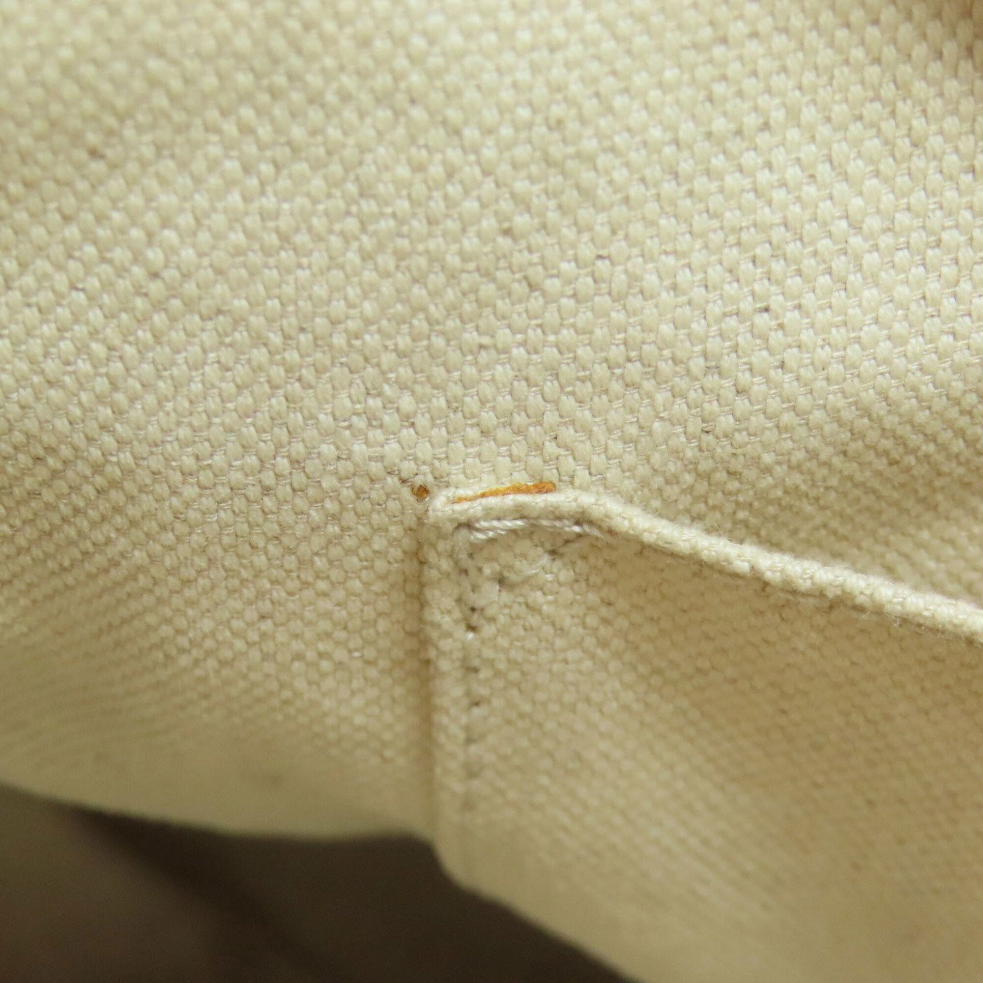Gucci Beige Leather Backpack (Pre-Owned)