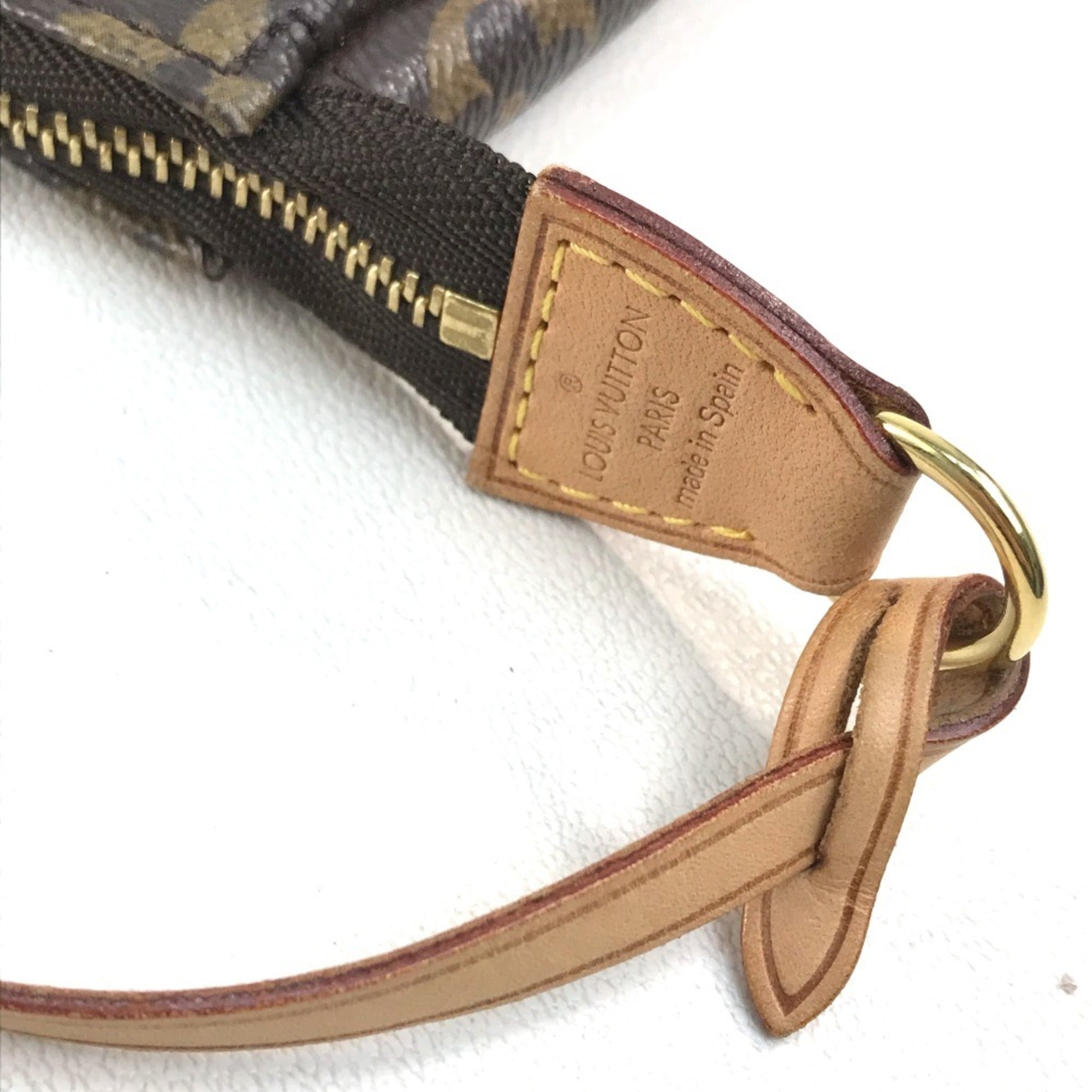 Louis Vuitton Brown Monogram Rose Monogram Rose Handbag (Pre-Owned)