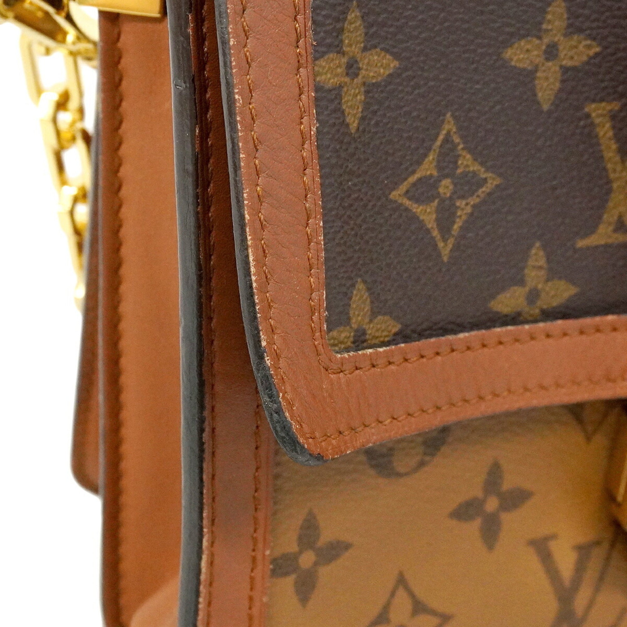 Louis Vuitton Brown Shoulder Bag (Pre-Owned)