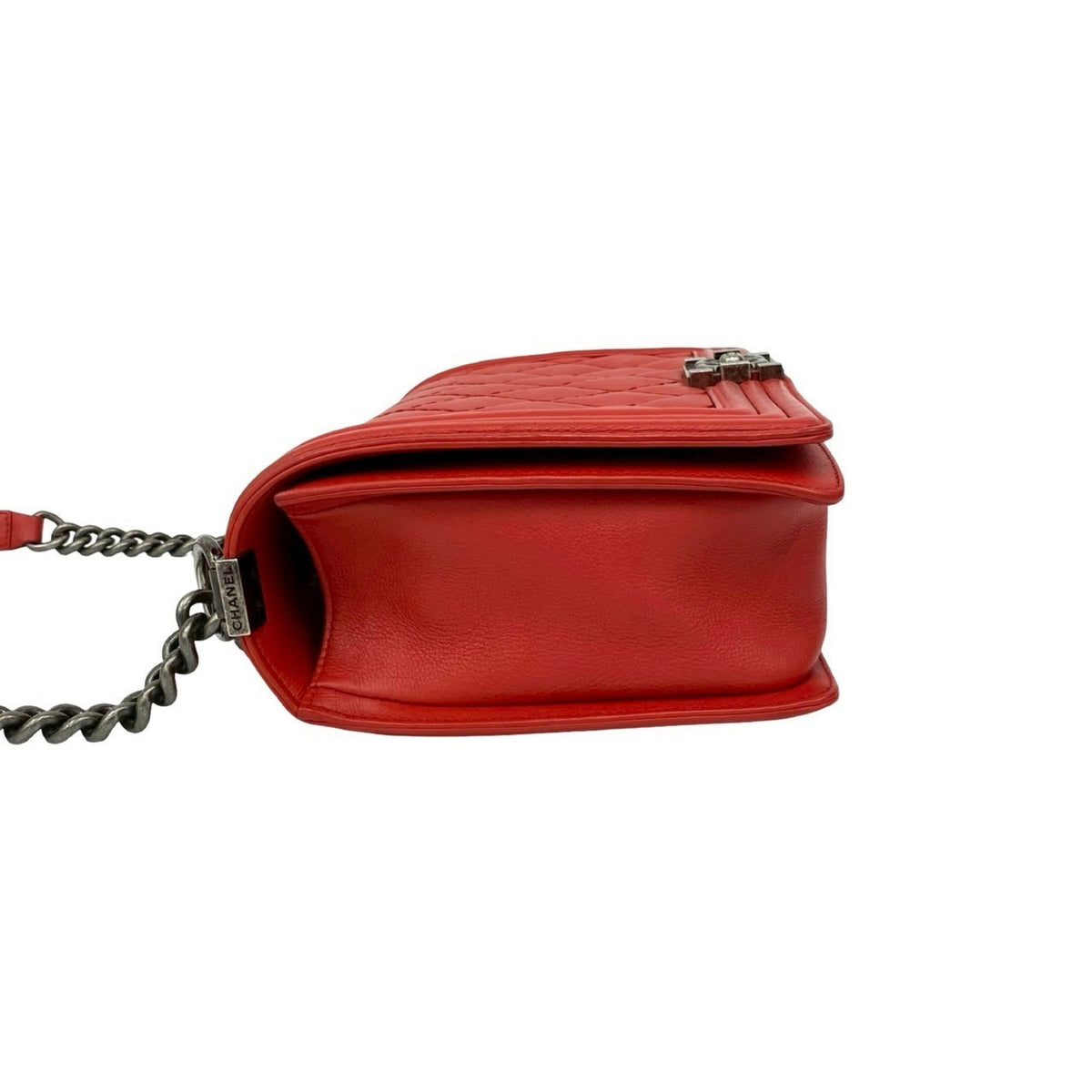 Chanel Red Color Leather Shoulder Bag (Pre-Owned)